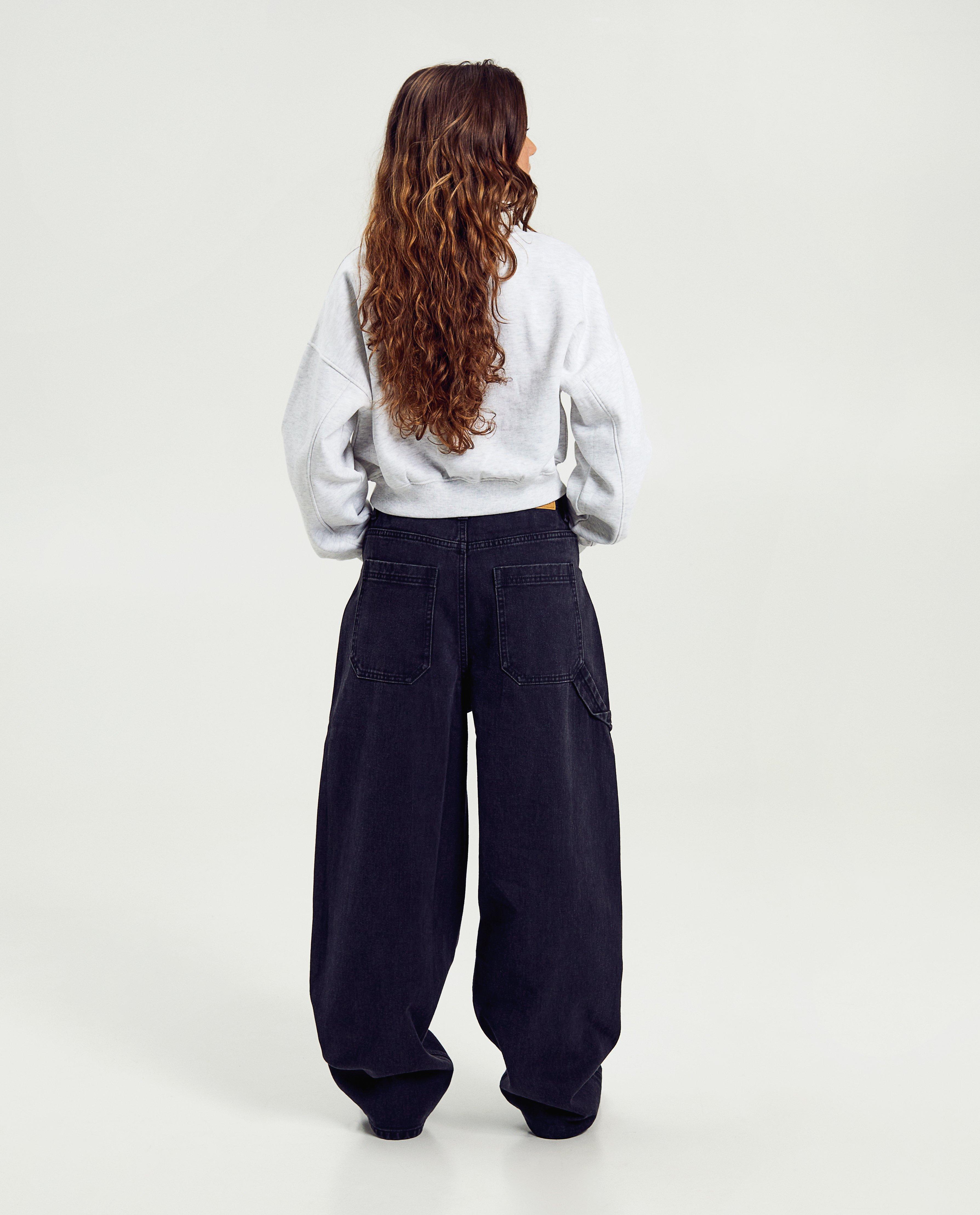 Grijze sweater, oversized fit - Product Detail - lichtgrijs - afbeelding nummer 3