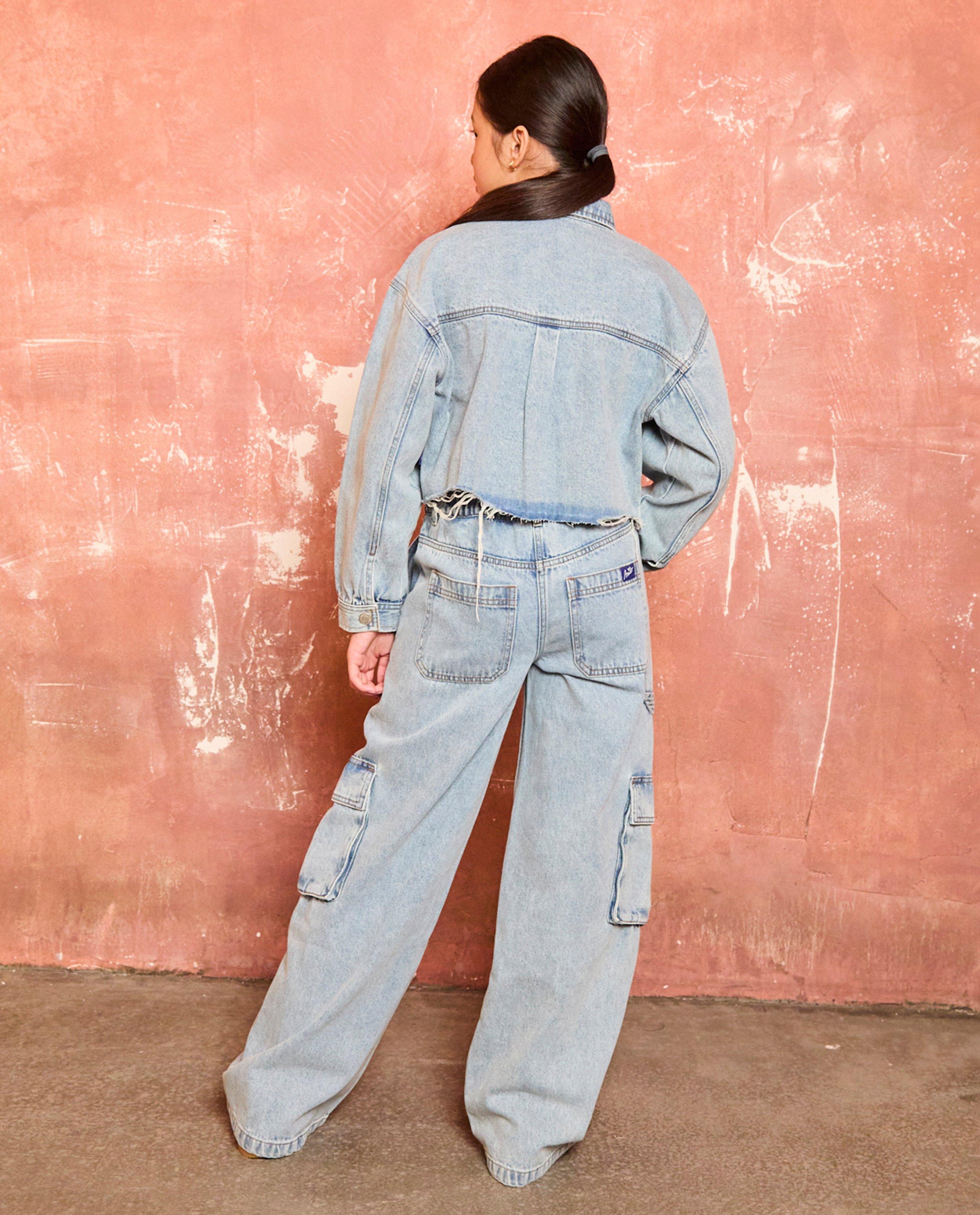 Lichtblauw jeansvest, 6-14 jaar - Product Detail - lichtblauw - afbeelding nummer 3