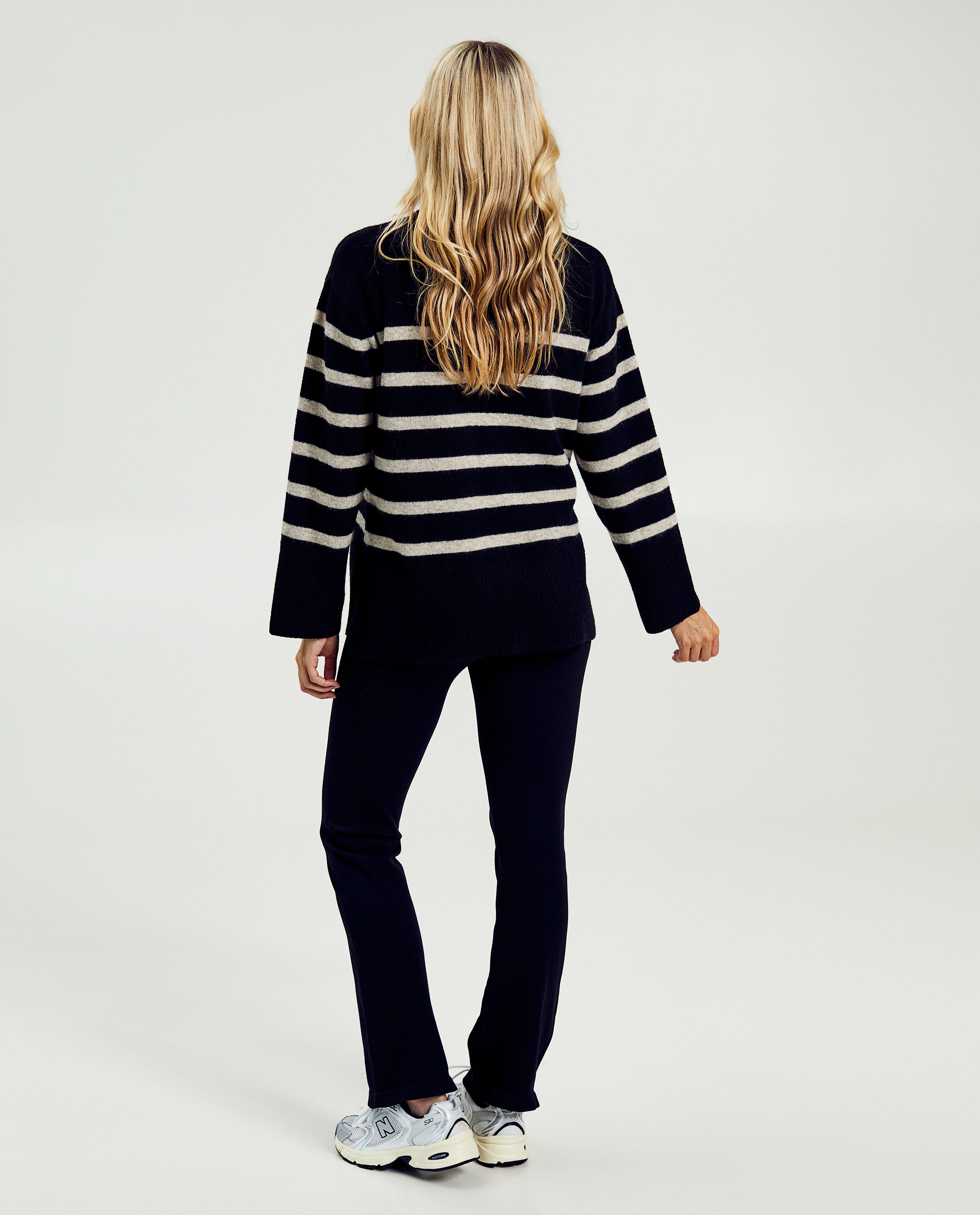 Pantalons - Leggings noirs de grossesse, coupe à pattes d’éléphant (flared)
