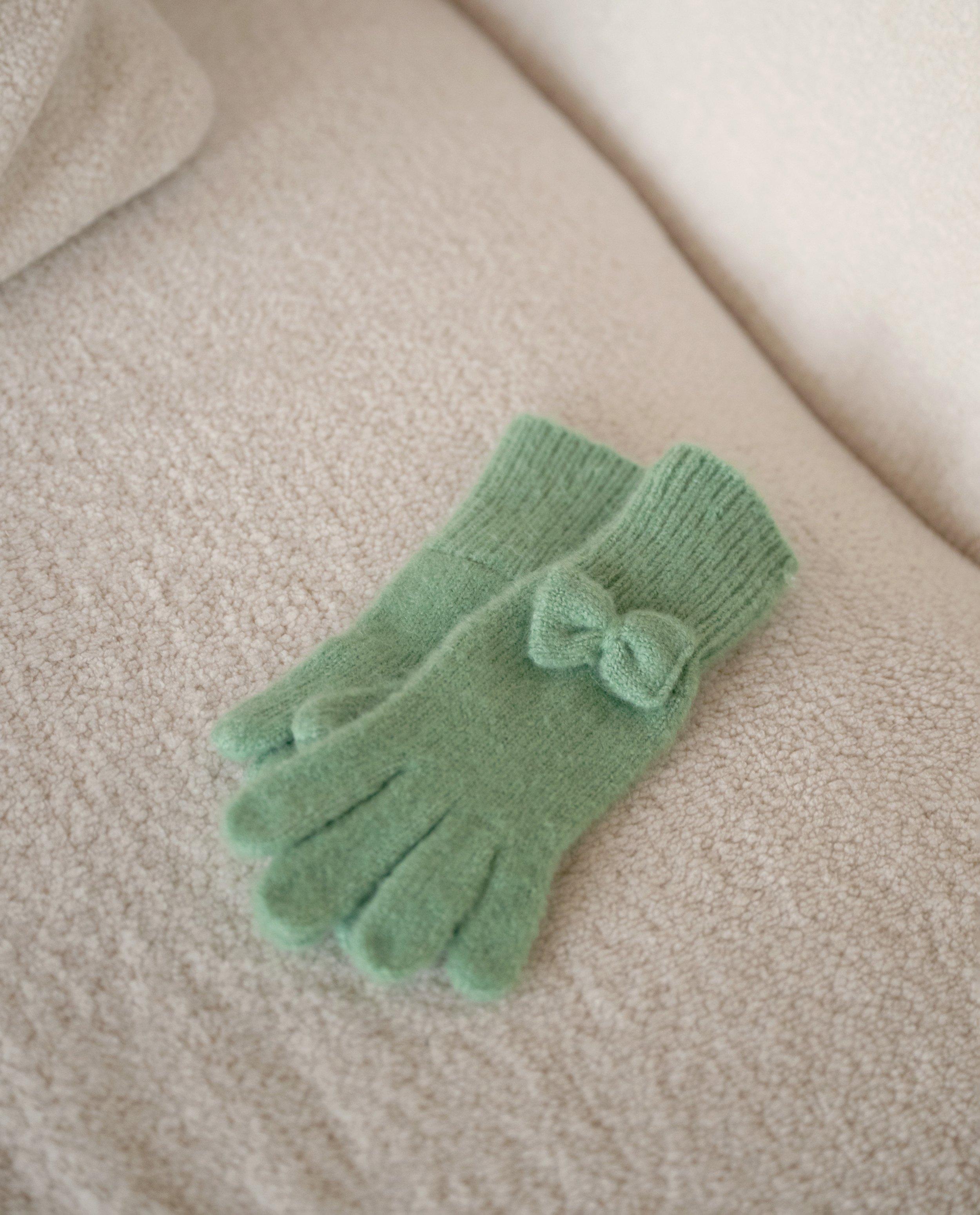 Breigoed - Handschoenen met strikjes