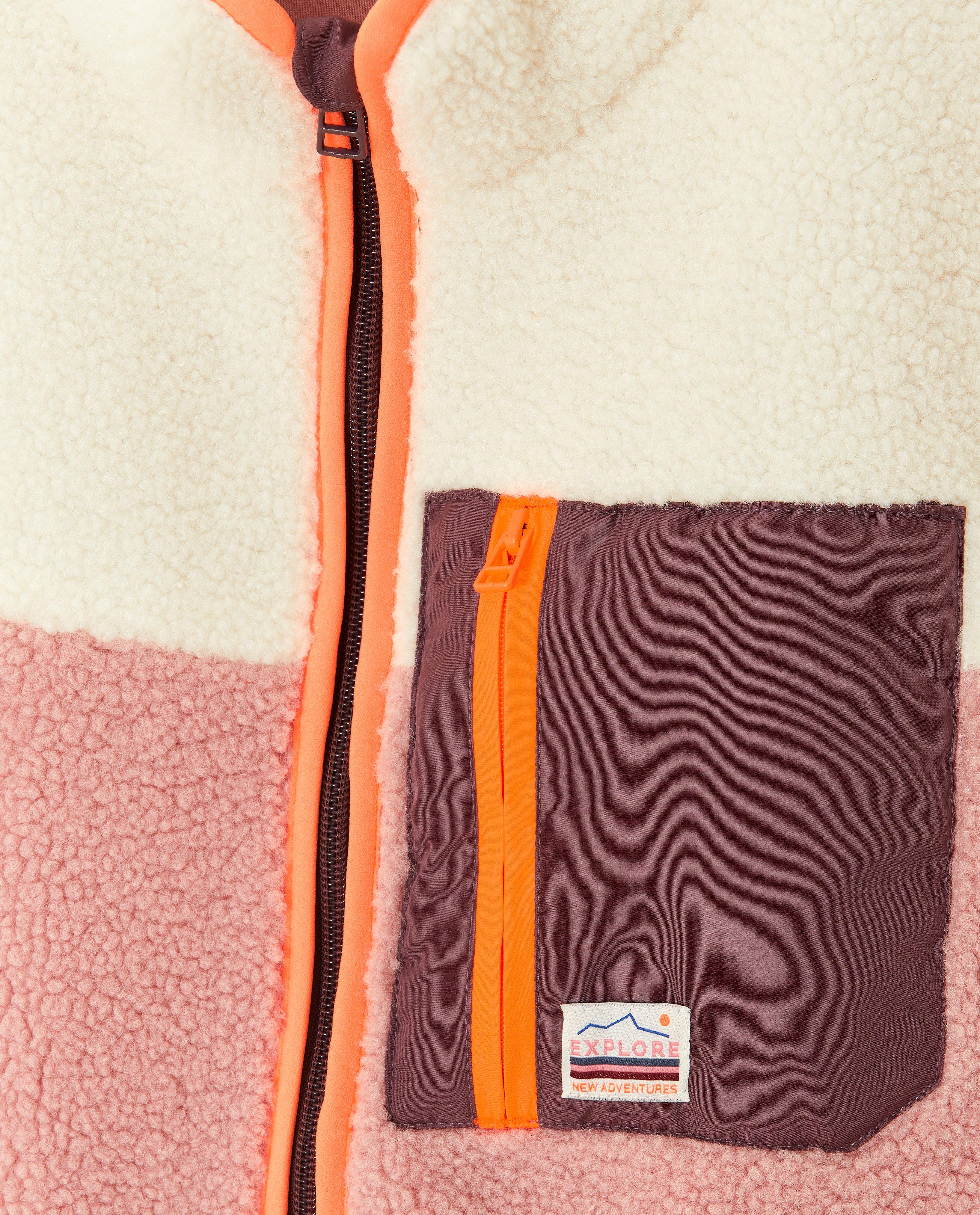 Bodywarmer en peluche avec color block - D&eacute;tails du produit - blanc - image num&eacute;ro 8