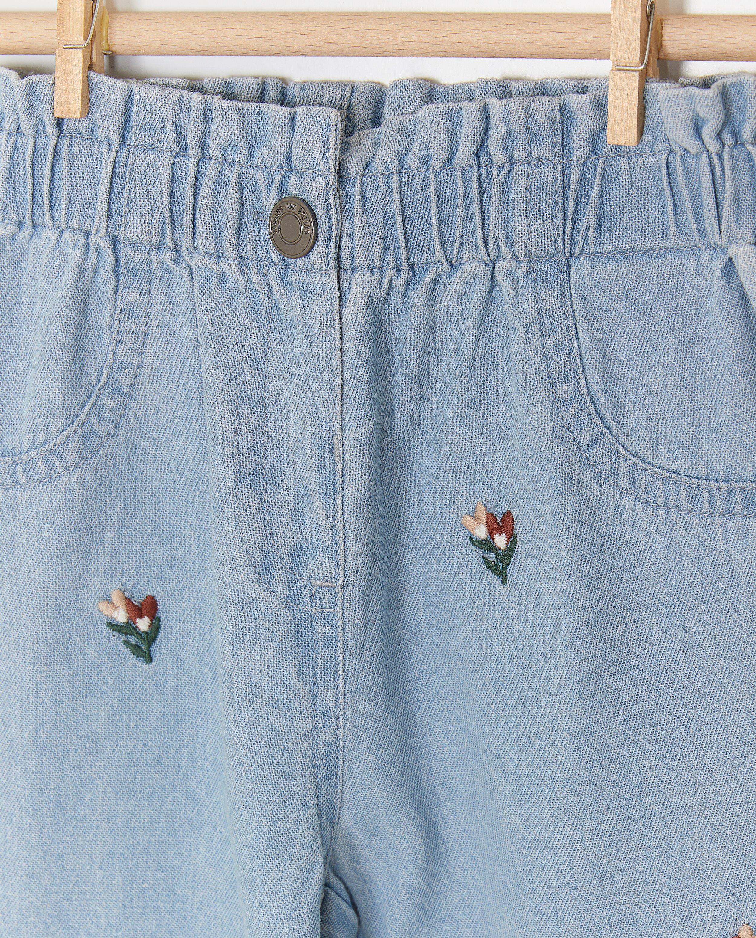 Jeans - Jeans met geborduurde bloemen
