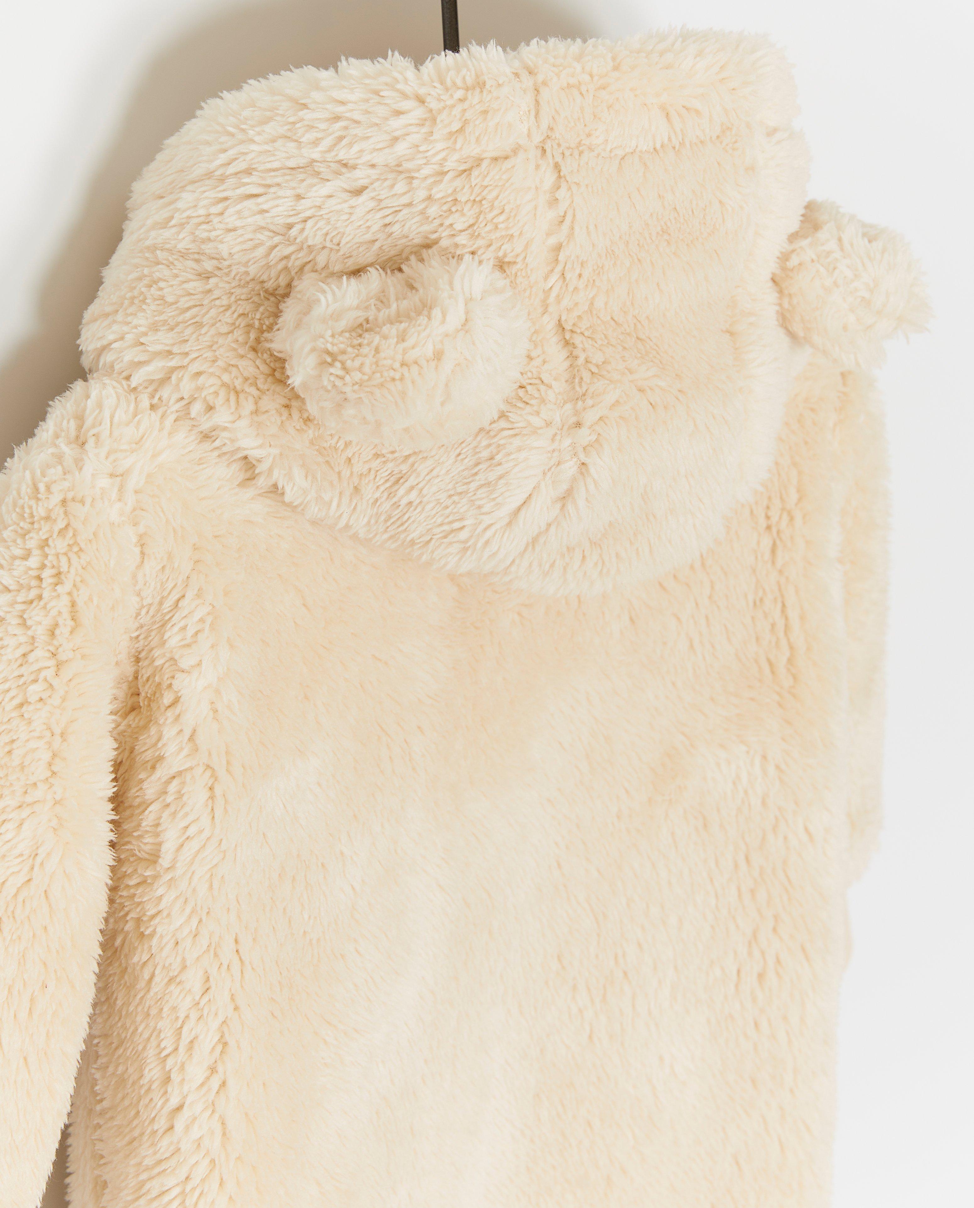 Poncho's en teddy's - Teddy onesie met oortjes