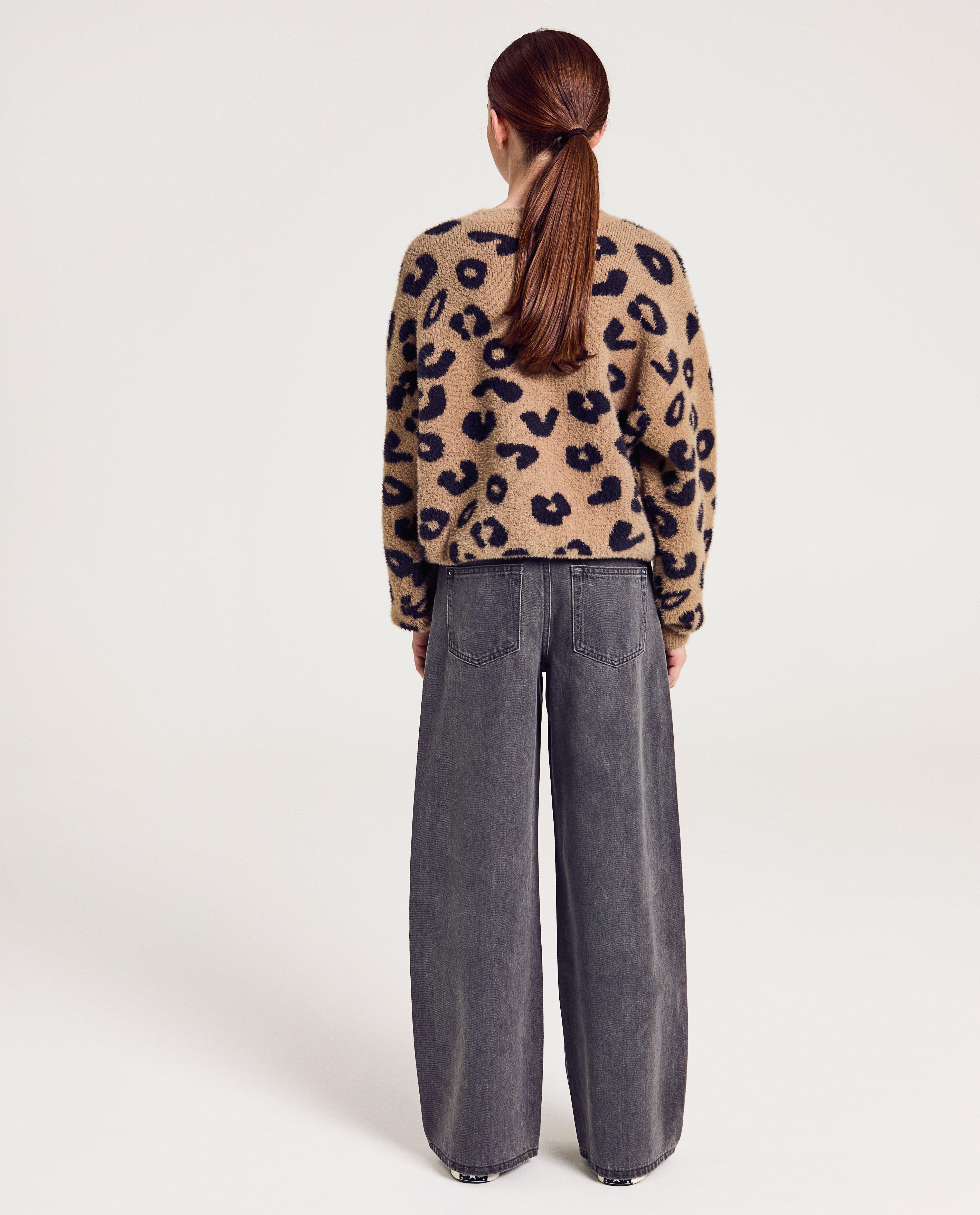 Pull duveteux &agrave; imprim&eacute; l&eacute;opard - D&eacute;tails du produit - beige - image num&eacute;ro 4