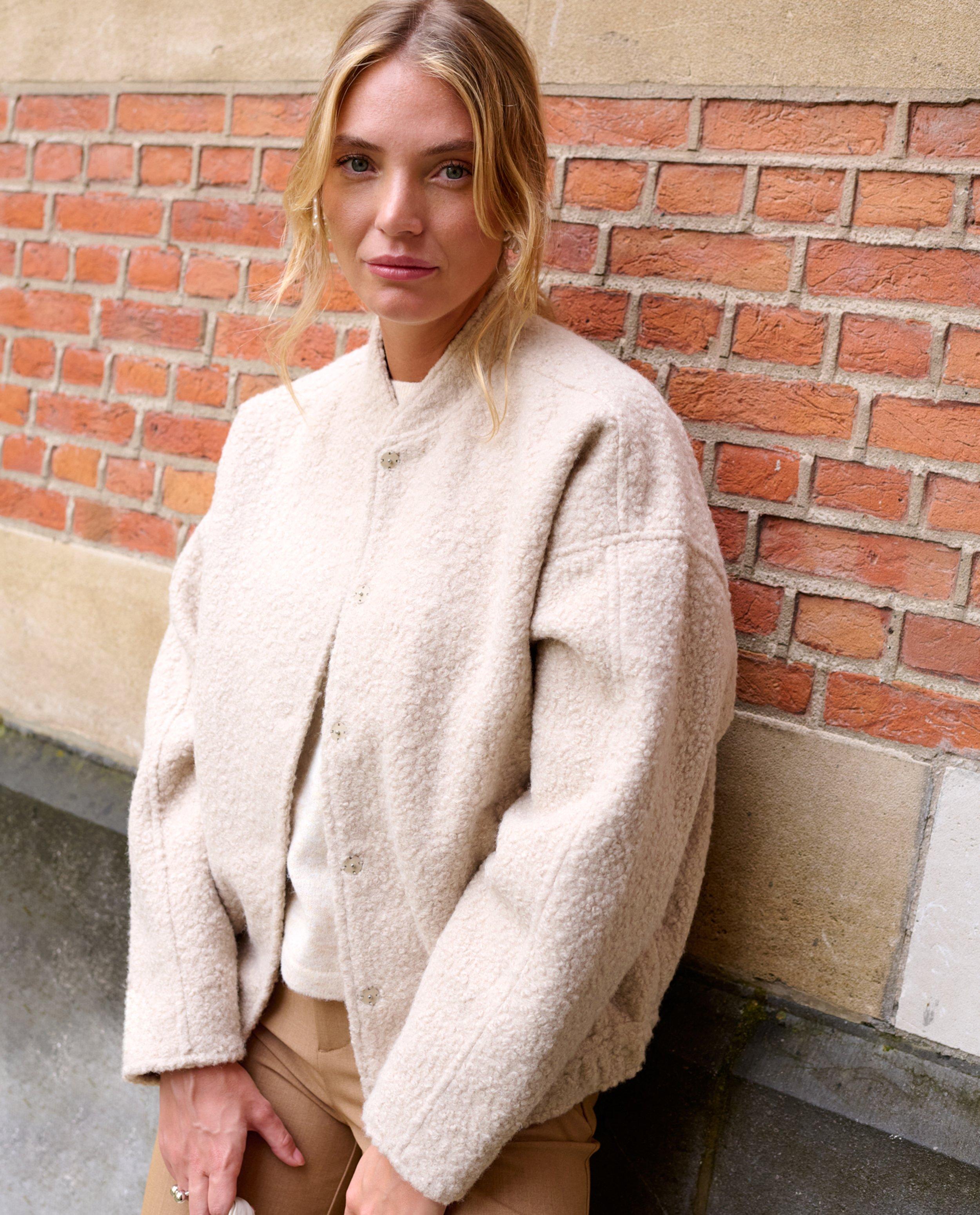 Beige jas van bouclé, dames - null - Sora