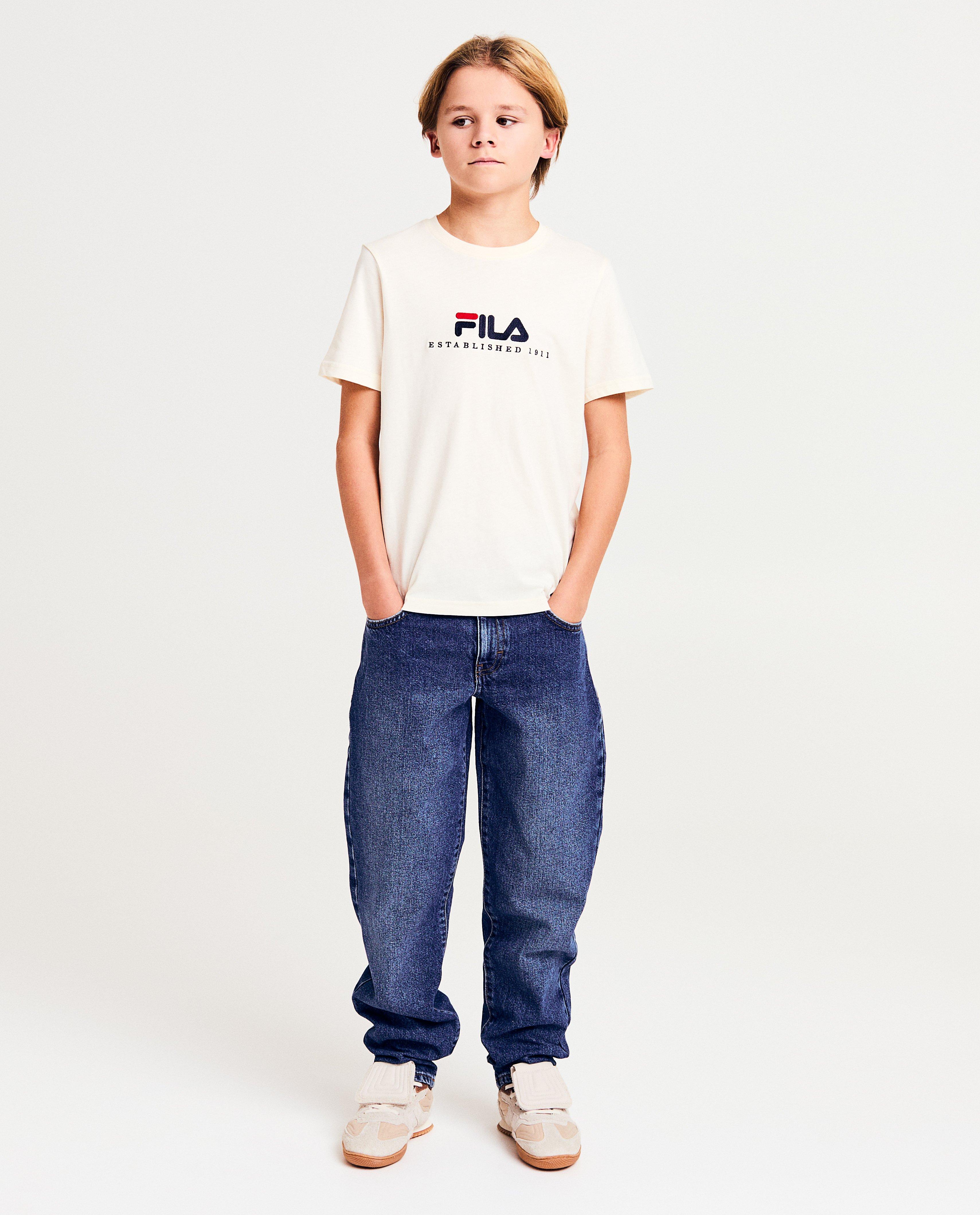 T-shirts - T-shirt met geborduurd opschrift