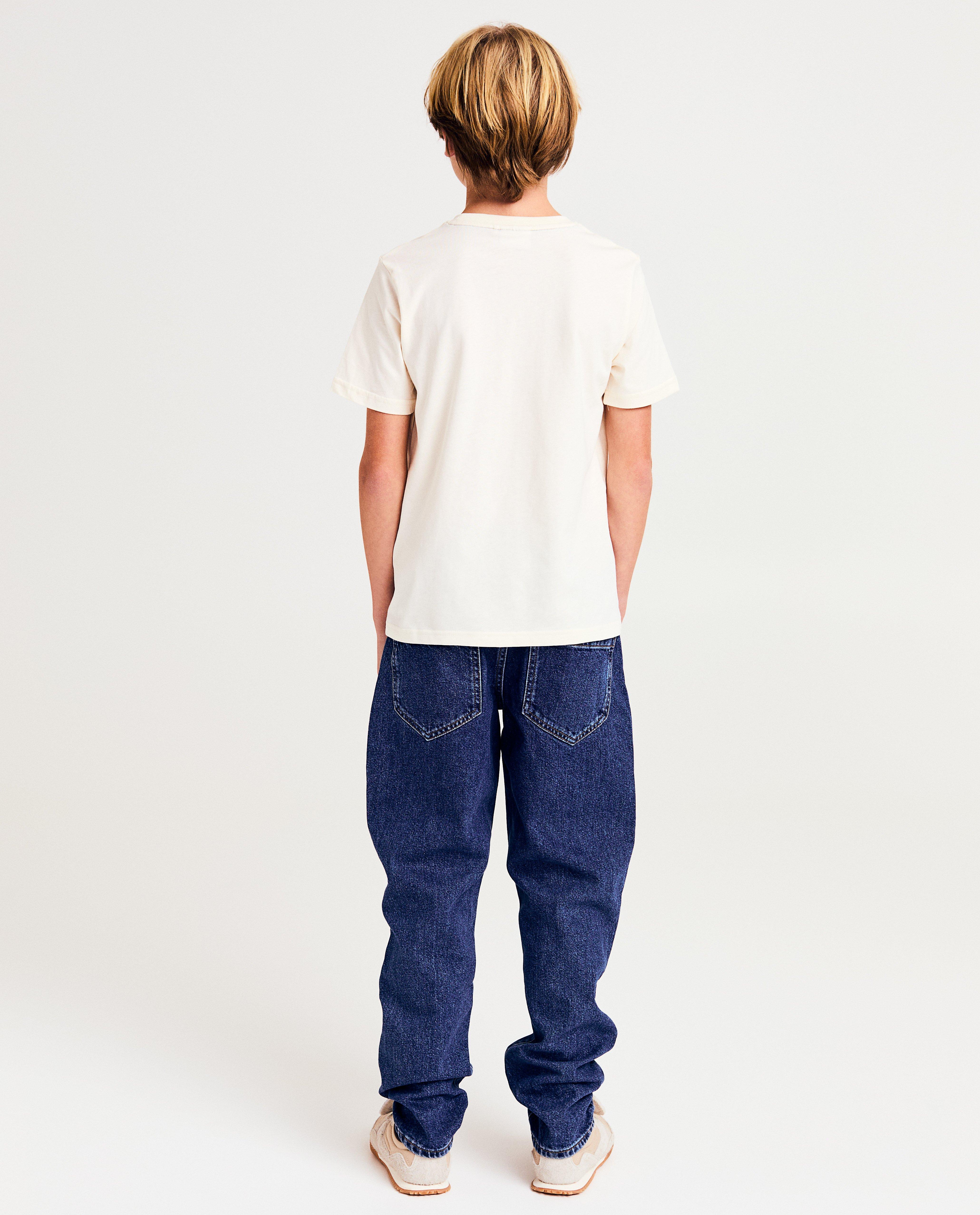 T-shirts - T-shirt met geborduurd opschrift