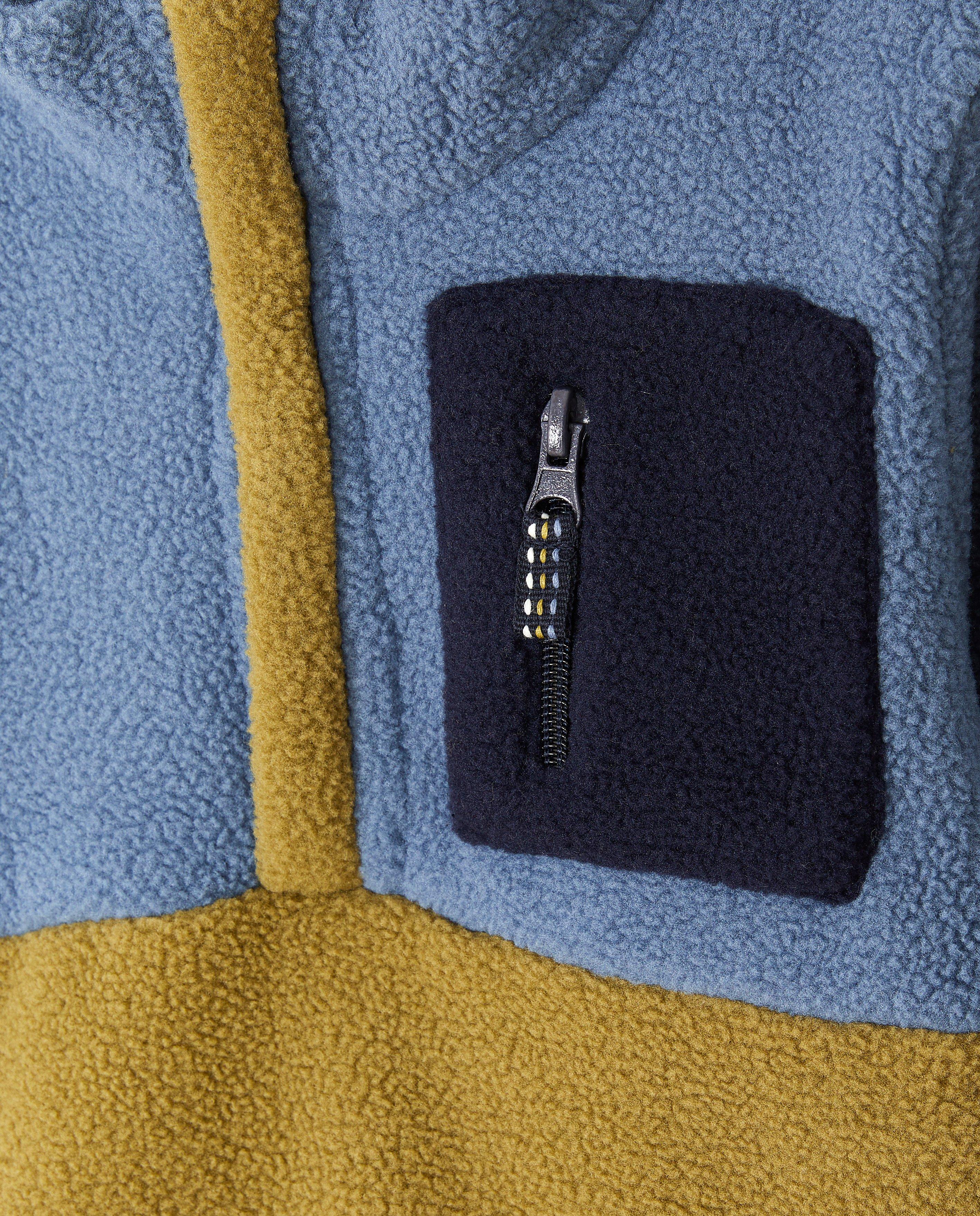 Sweaters - Fleece vest met color block