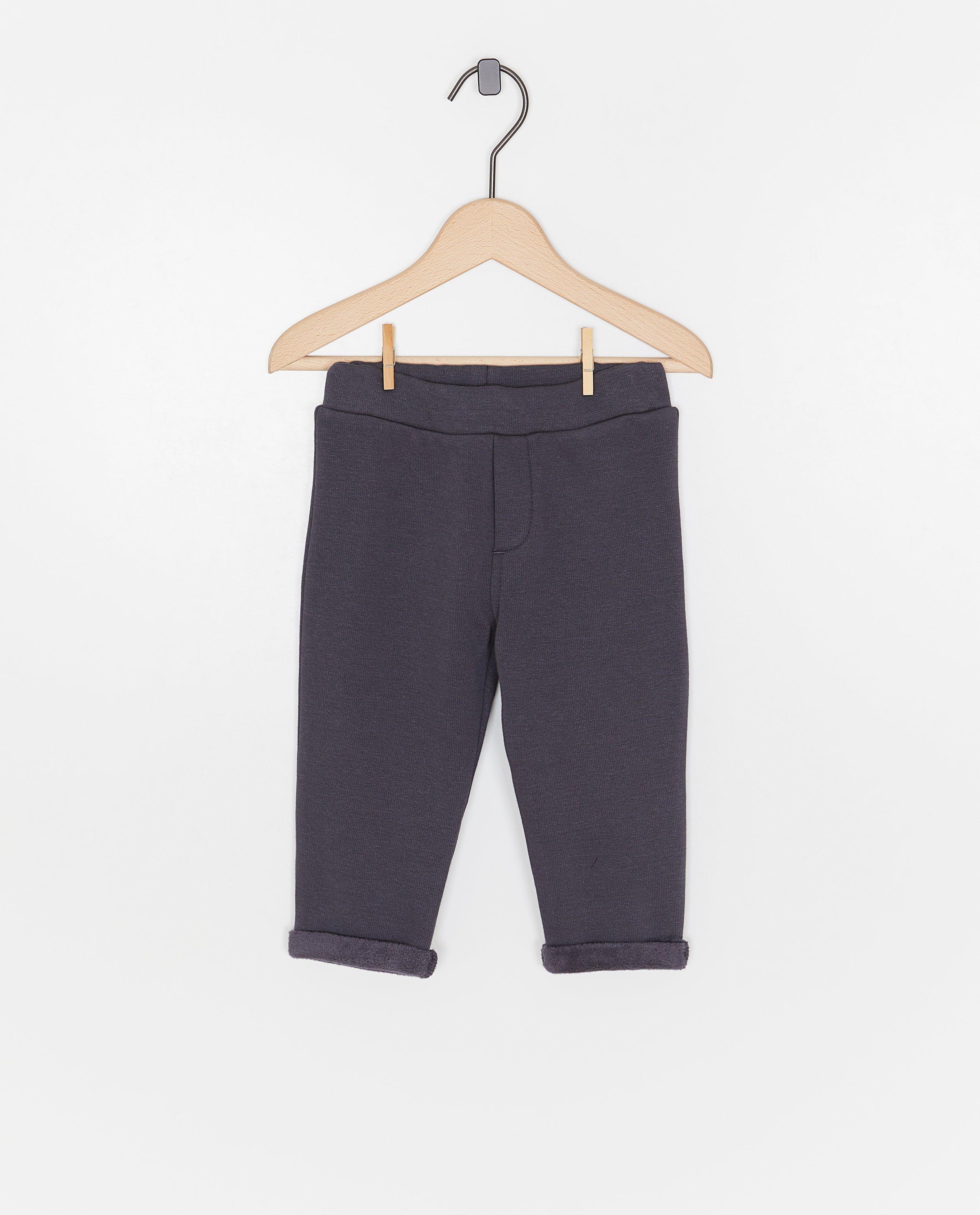 gris foncé