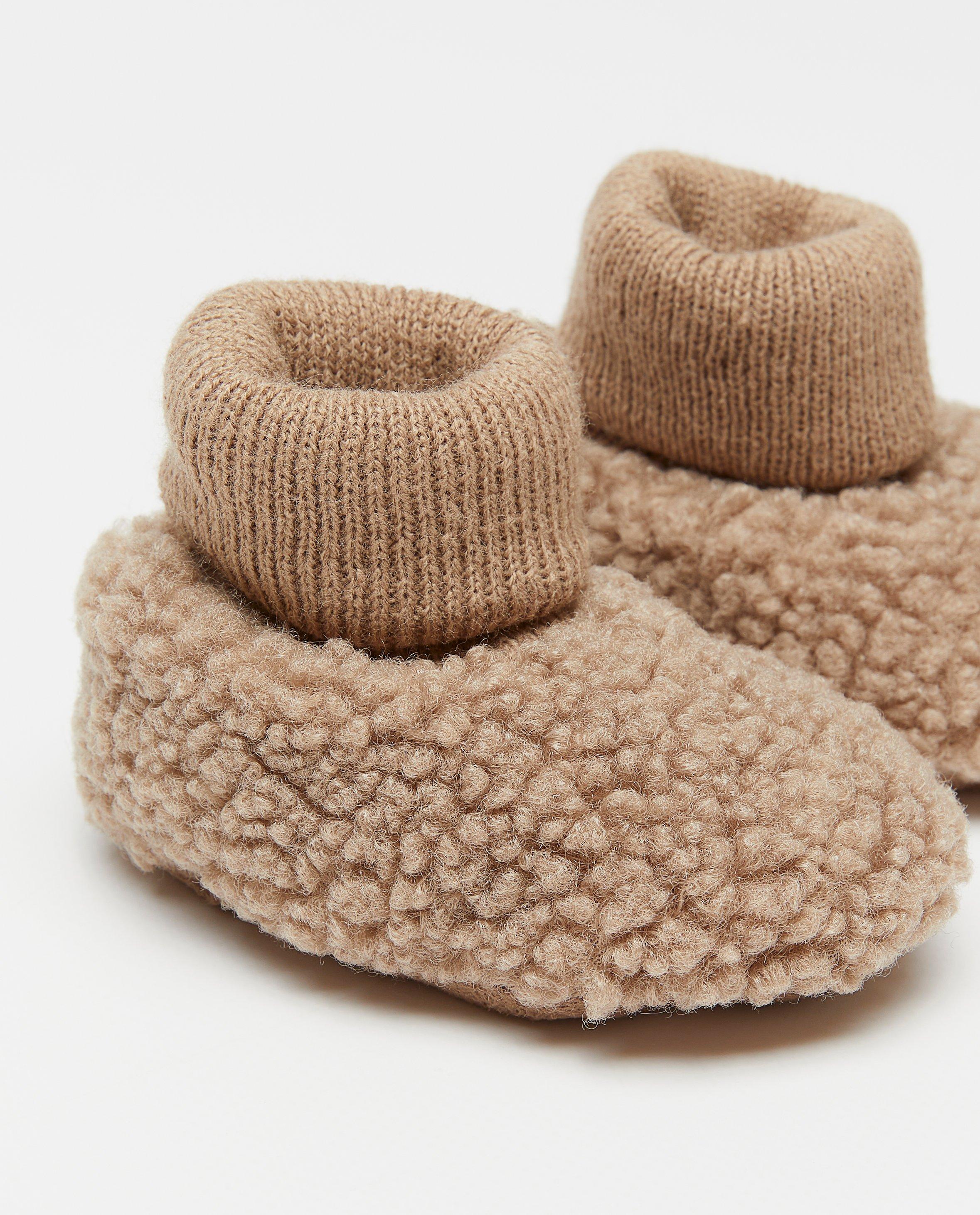 Babypantoffels met antislip - Product Detail - lichtbruin - afbeelding nummer 2