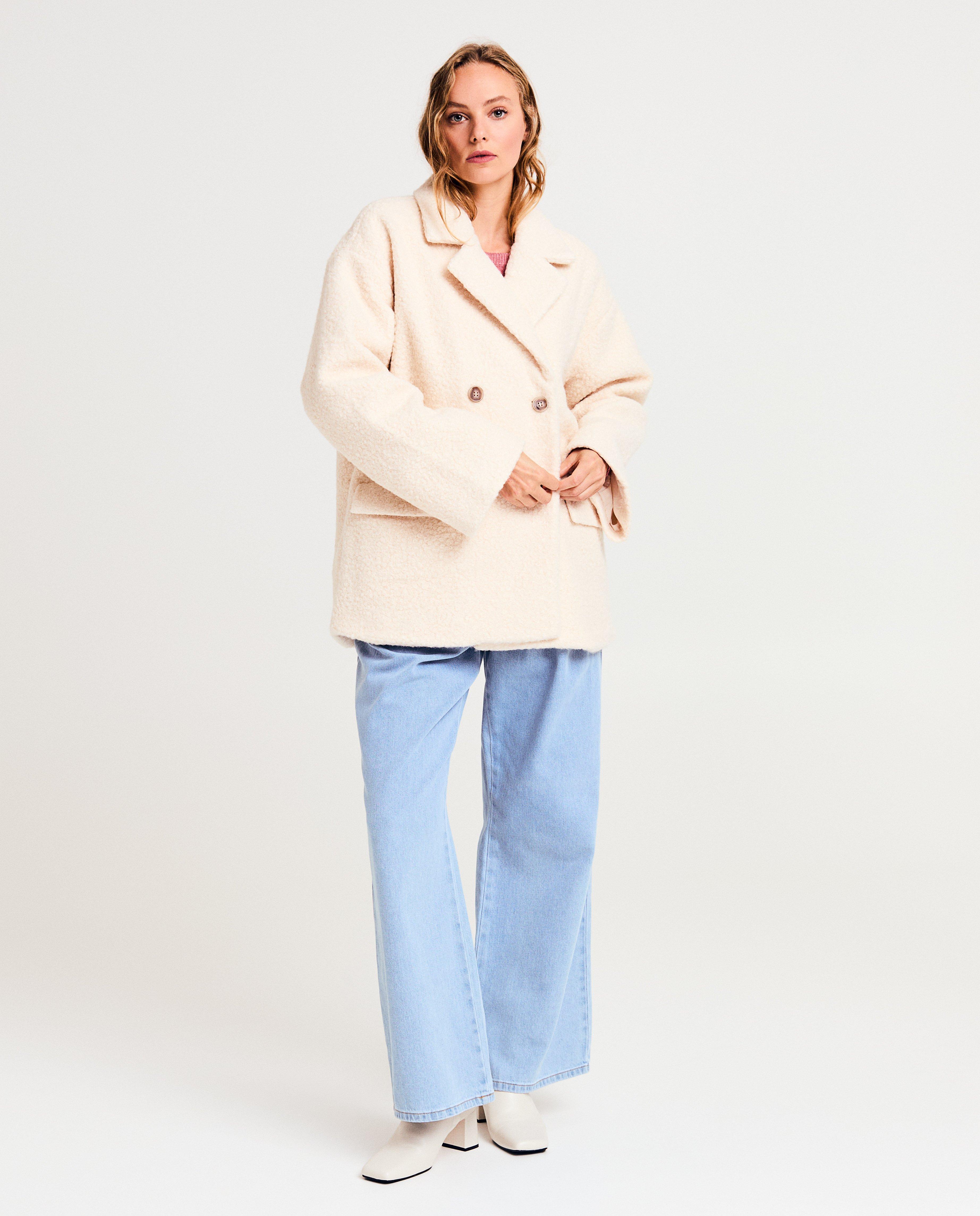 Jassen - Beige jas van bouclé