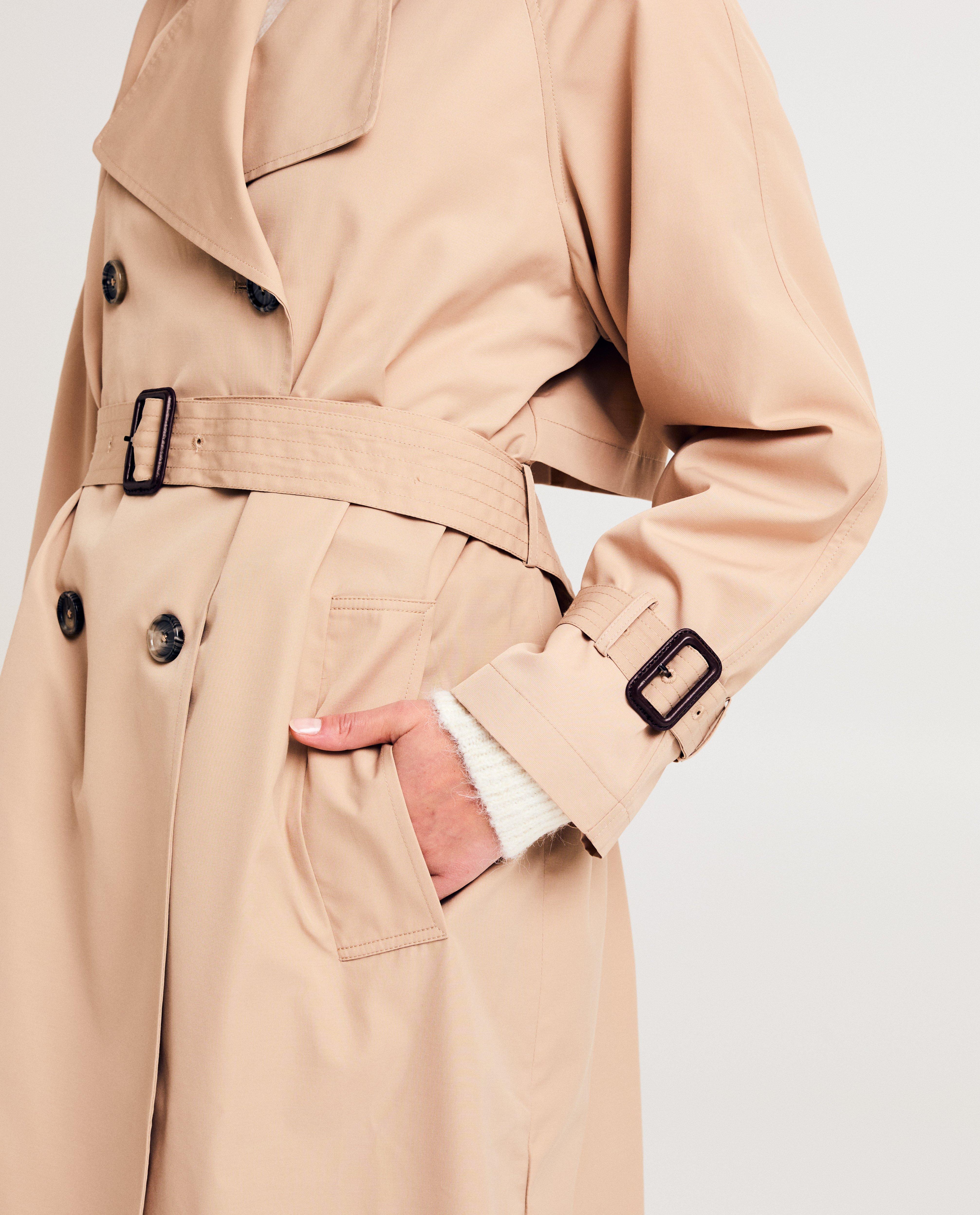 Trenchcoats - Beige trenchcoat