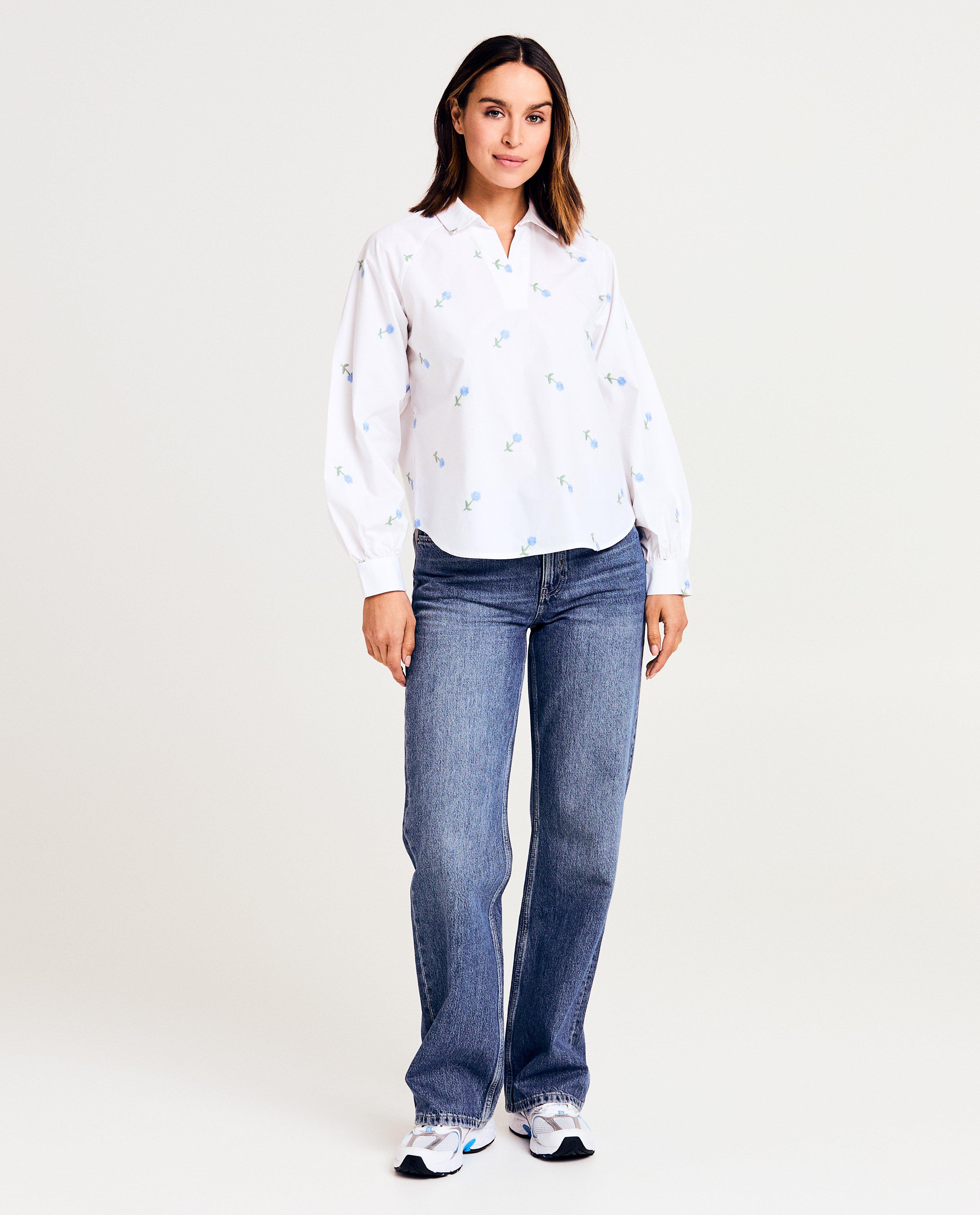 Hemden - Blouse met geborduurde bloemen