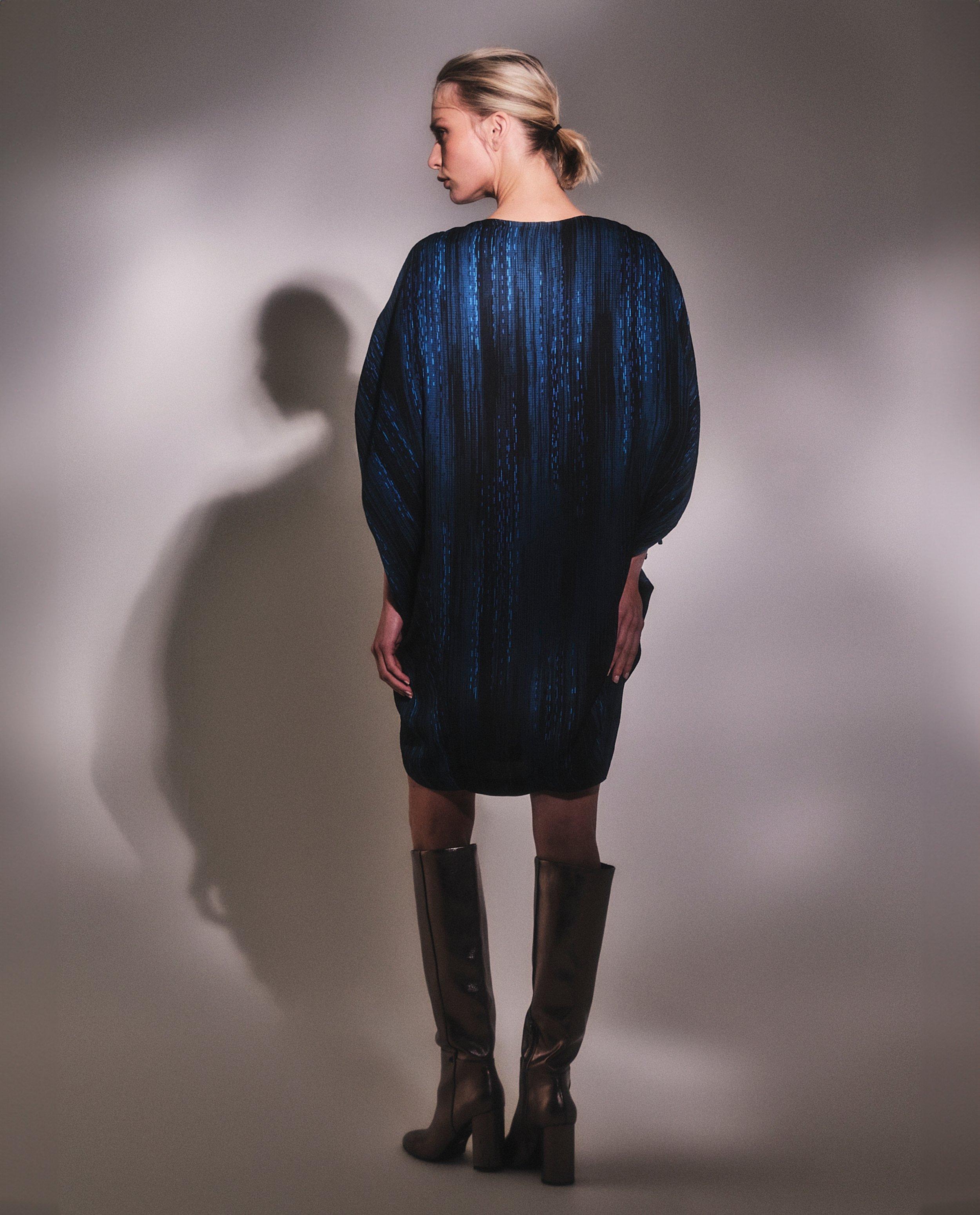 Jurk met print - Product Detail - zwart - afbeelding nummer 3