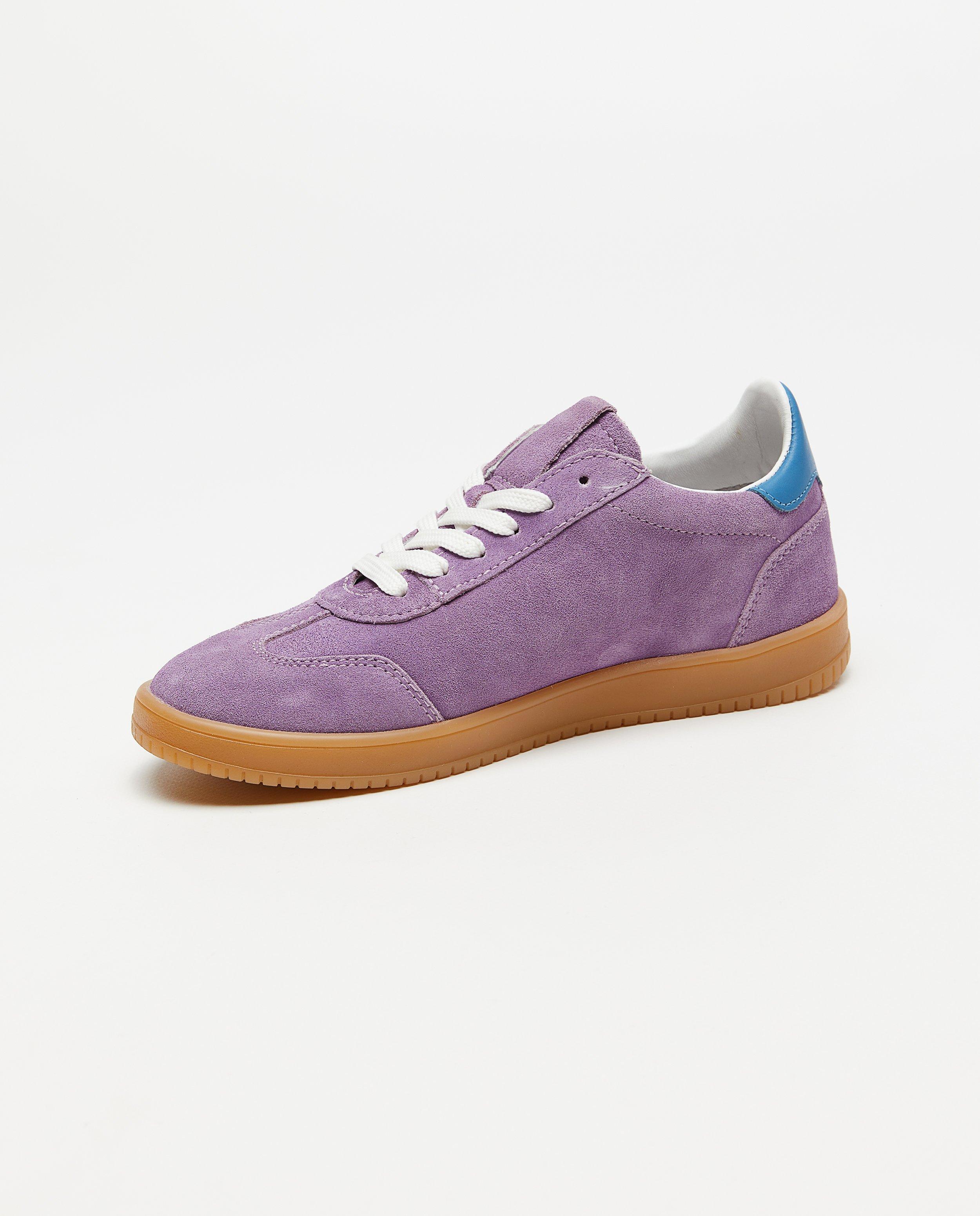 Schoenen - Sneakers met strepen, maat 31-39