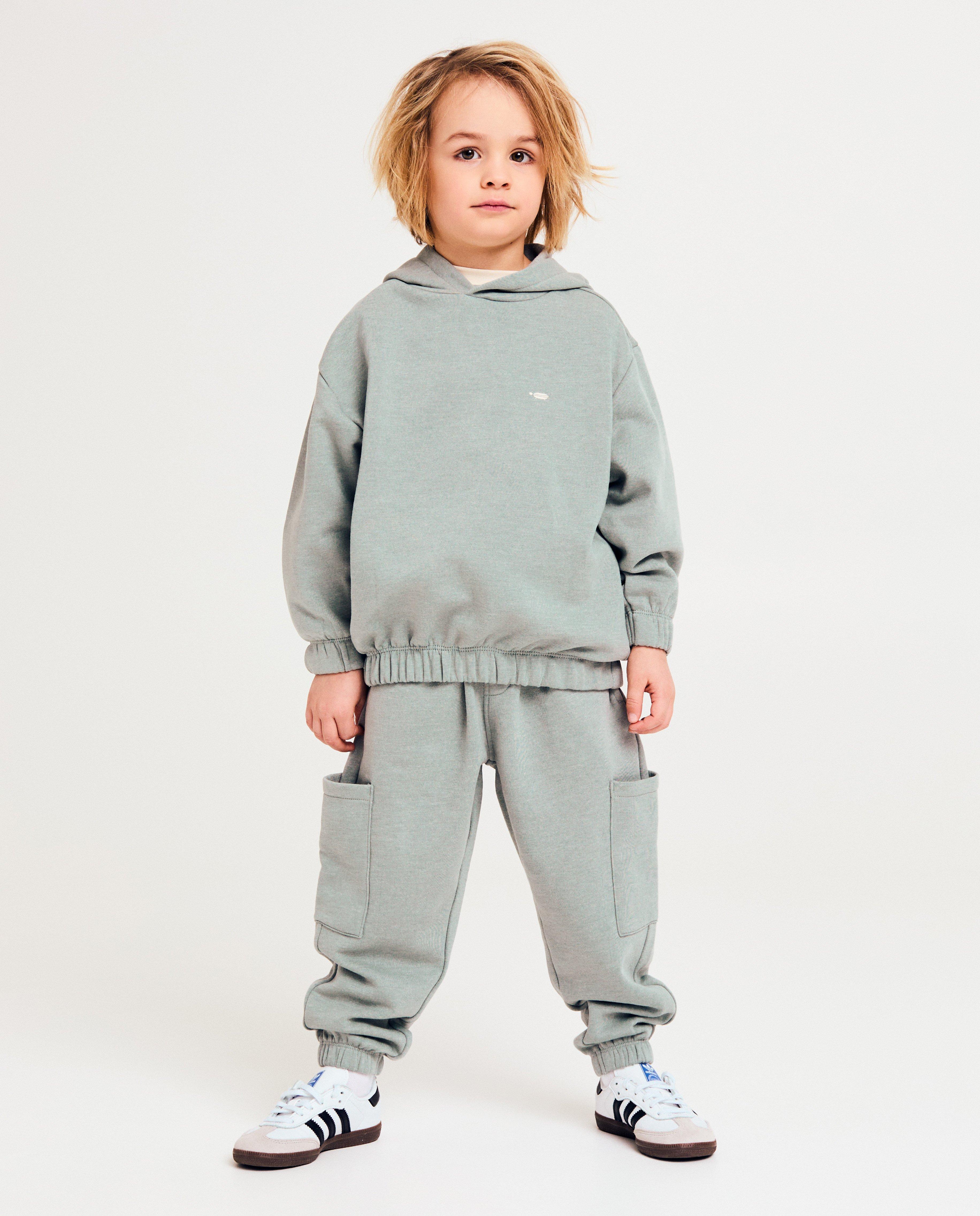 Sweaters - Lichtgroene hoodie