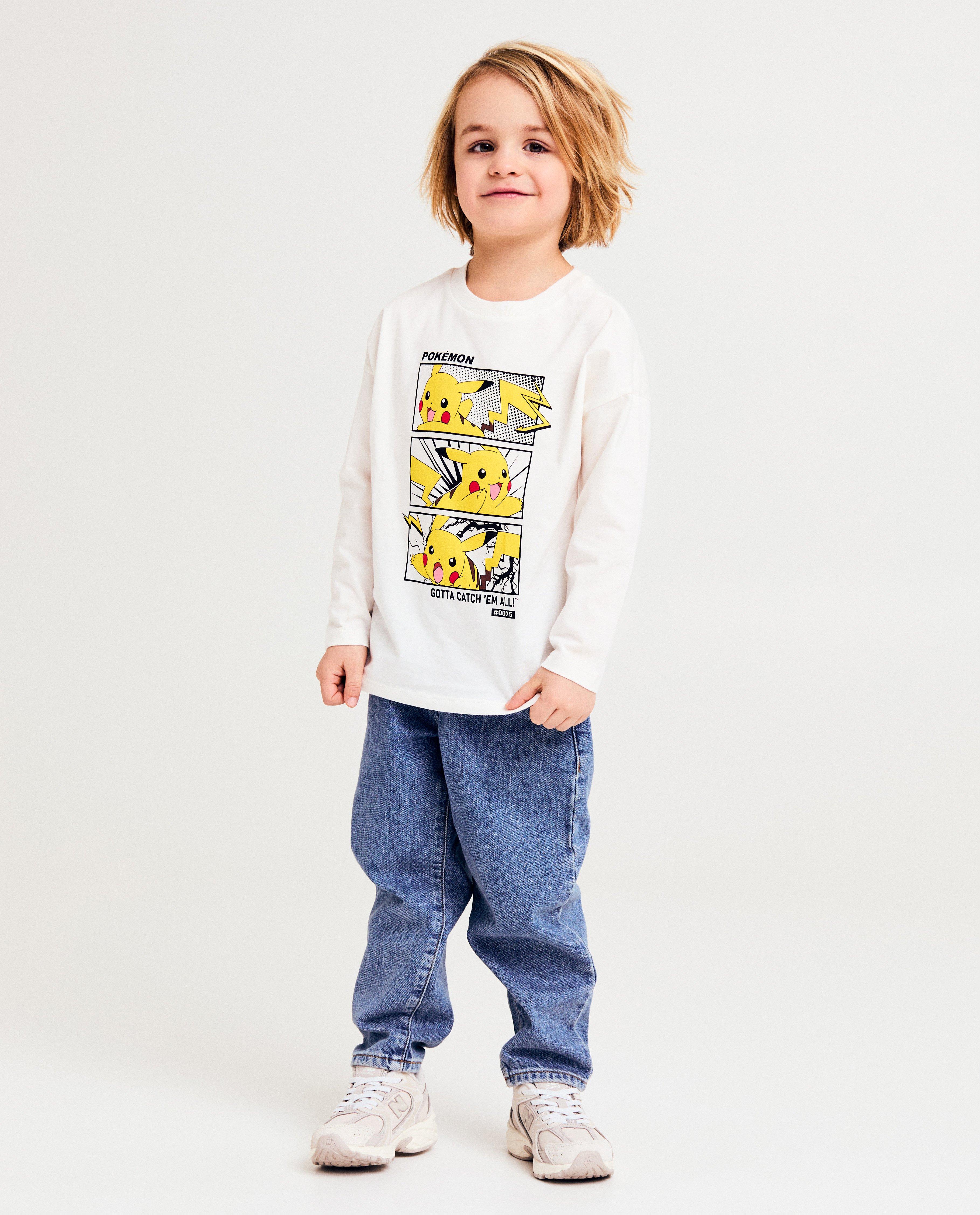 T-shirt &agrave; manches longues avec un imprim&eacute; de Pikachu - D&eacute;tails du produit - blanc - image num&eacute;ro 2