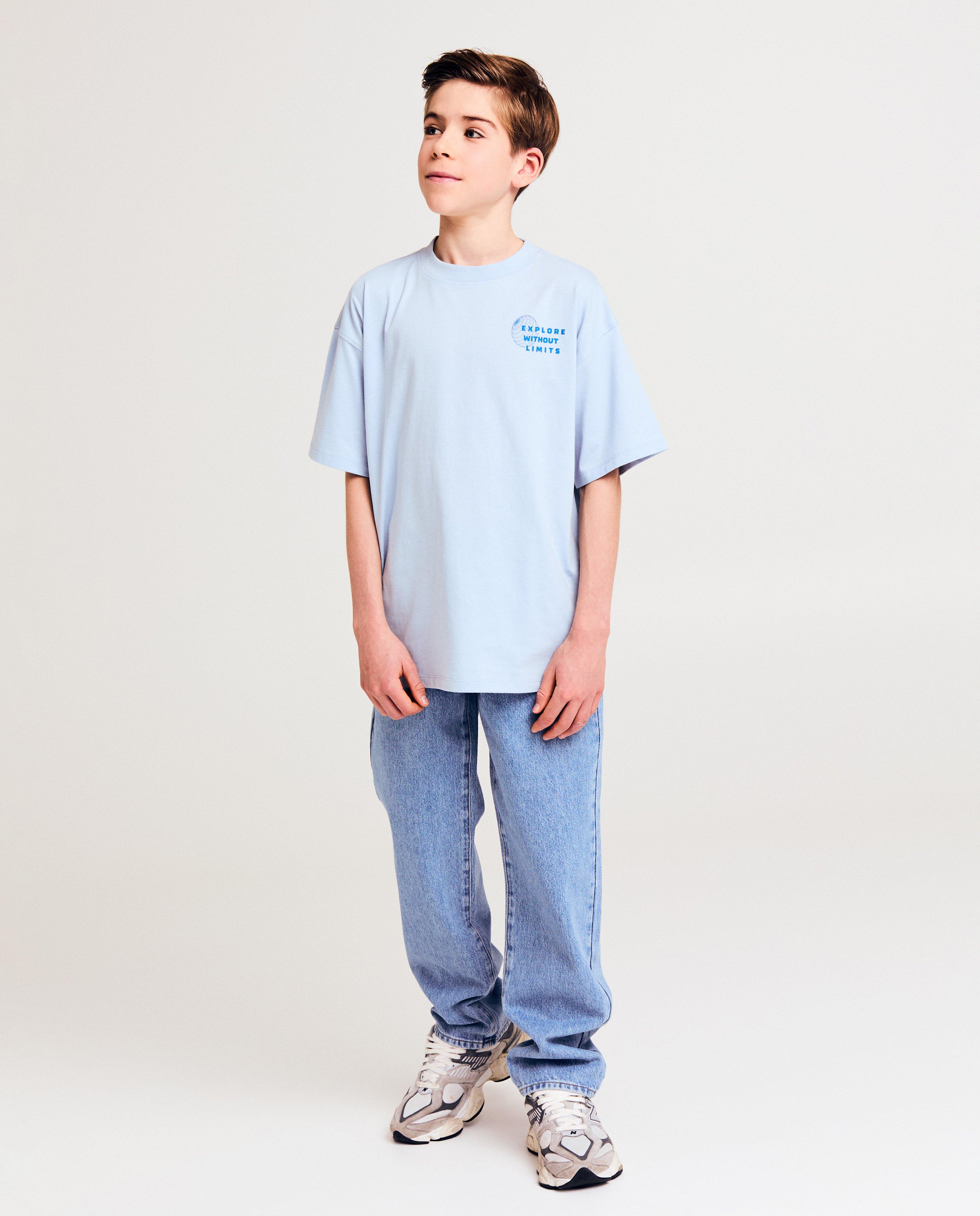 T-shirts - T-shirt avec un imprimé au dos
