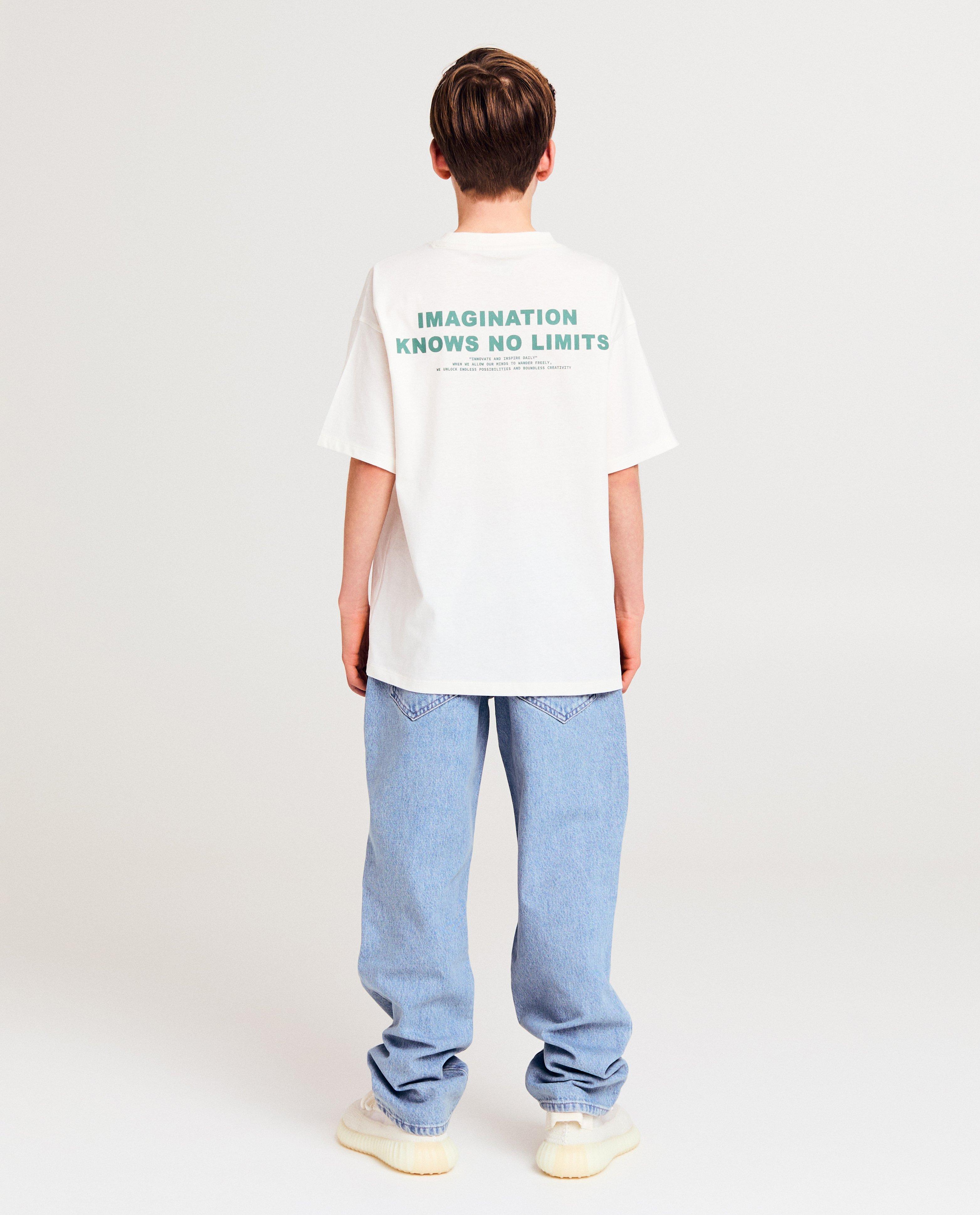 T-shirts - T-shirt avec un imprimé au dos