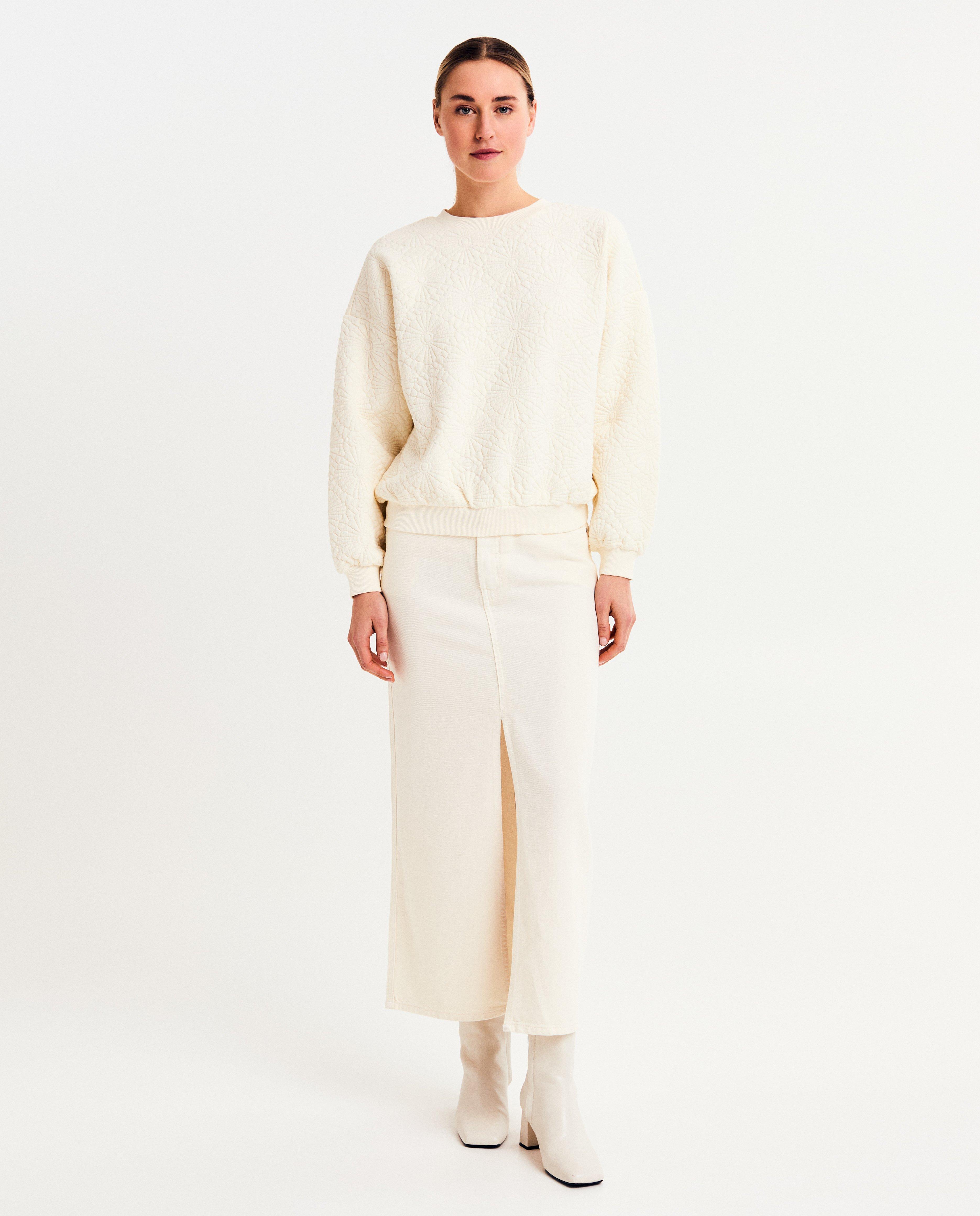 Sweaters - Beige sweater