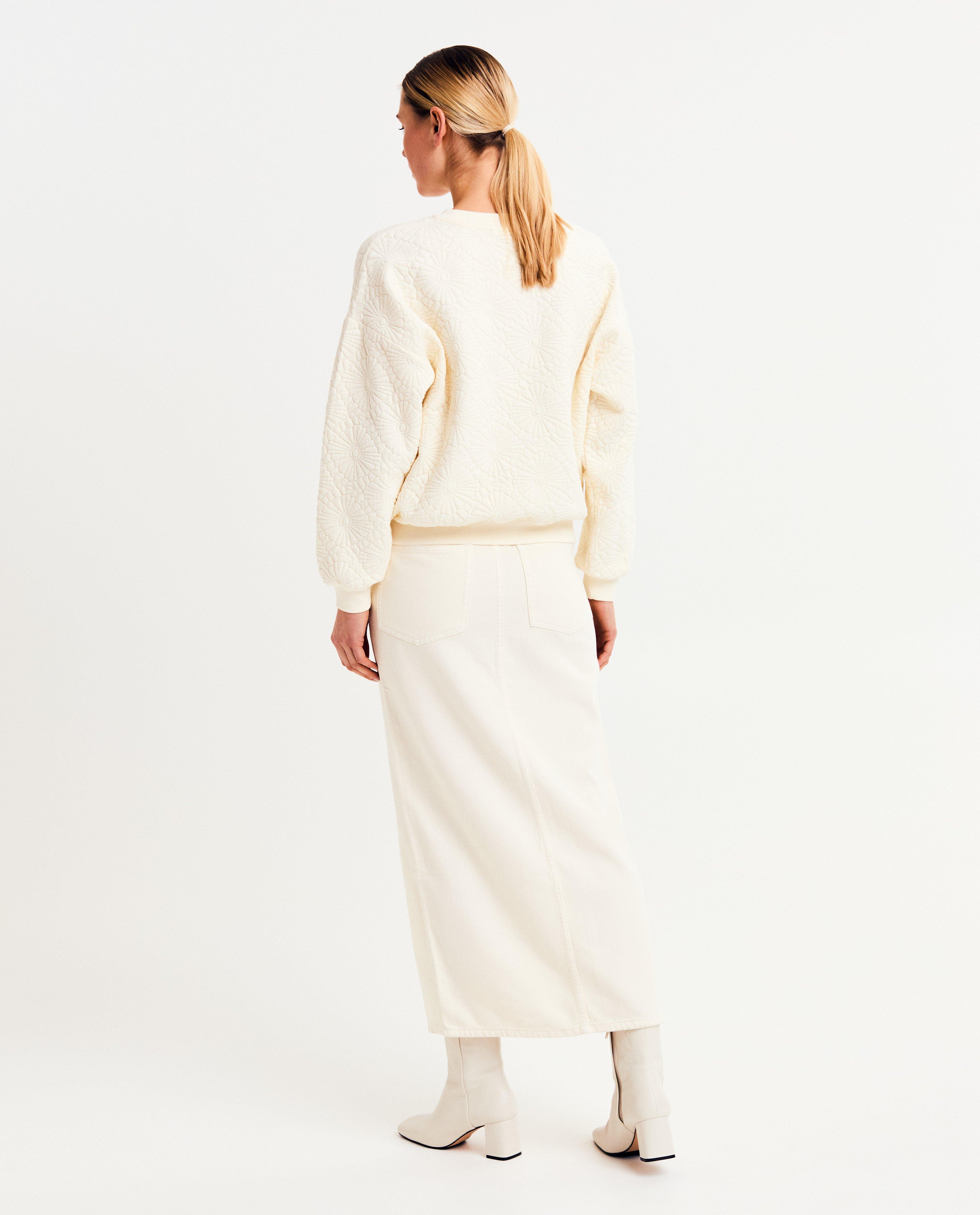 Sweaters - Beige sweater