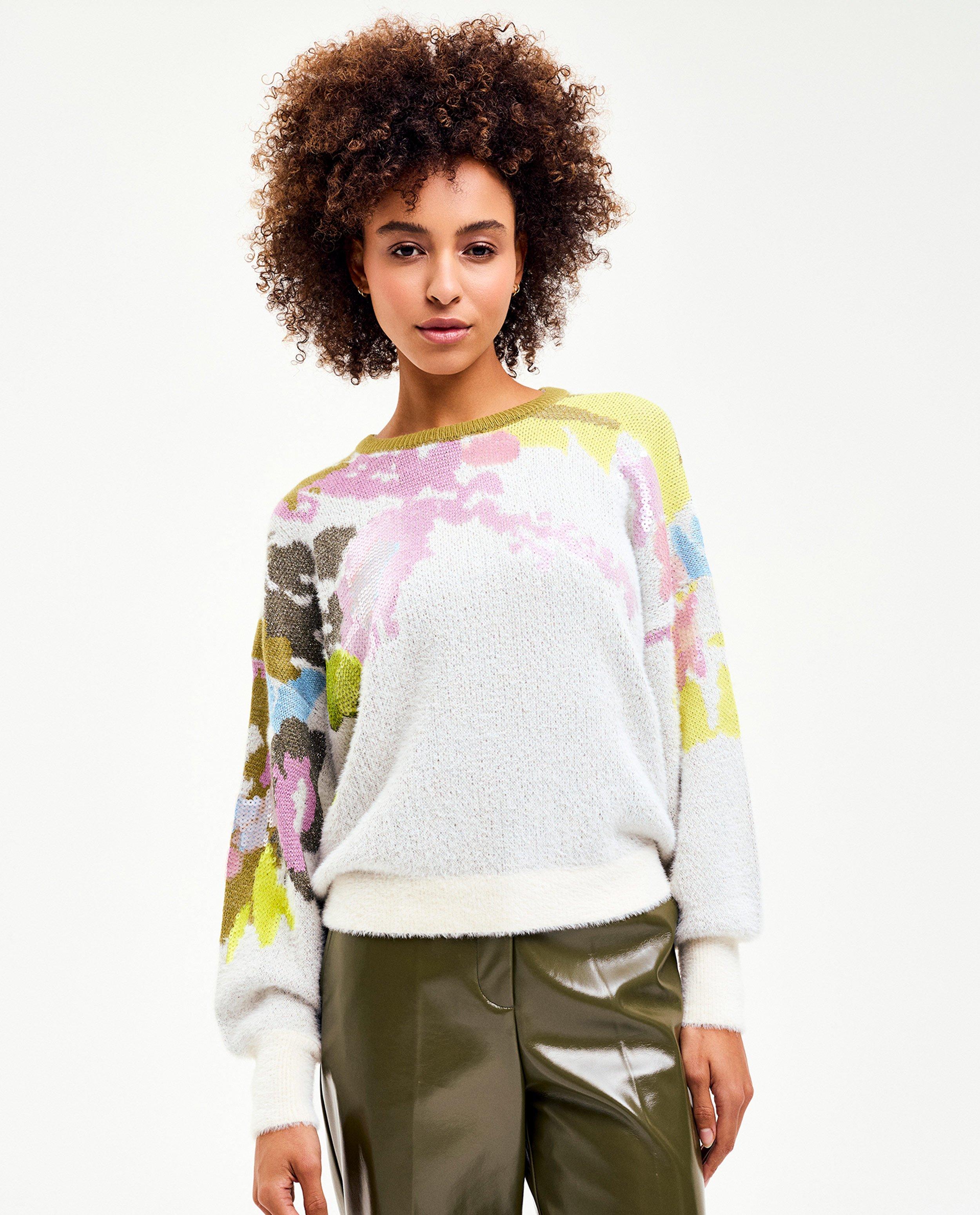 Fluffy trui met bloemenpatroon - null - CKS Dames