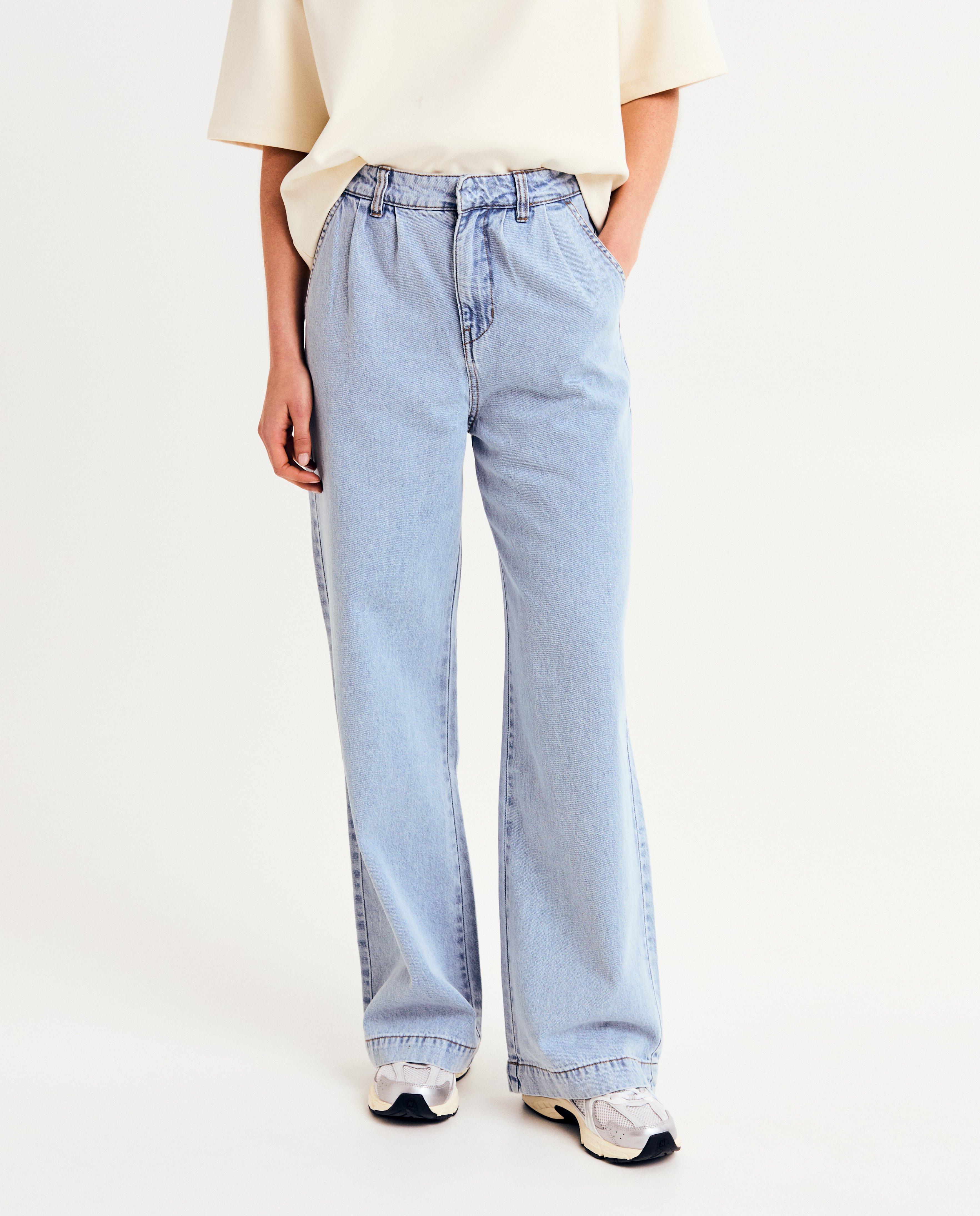 Lichtblauwe jeans, wide leg fit - Product Detail - blauw - afbeelding nummer 3