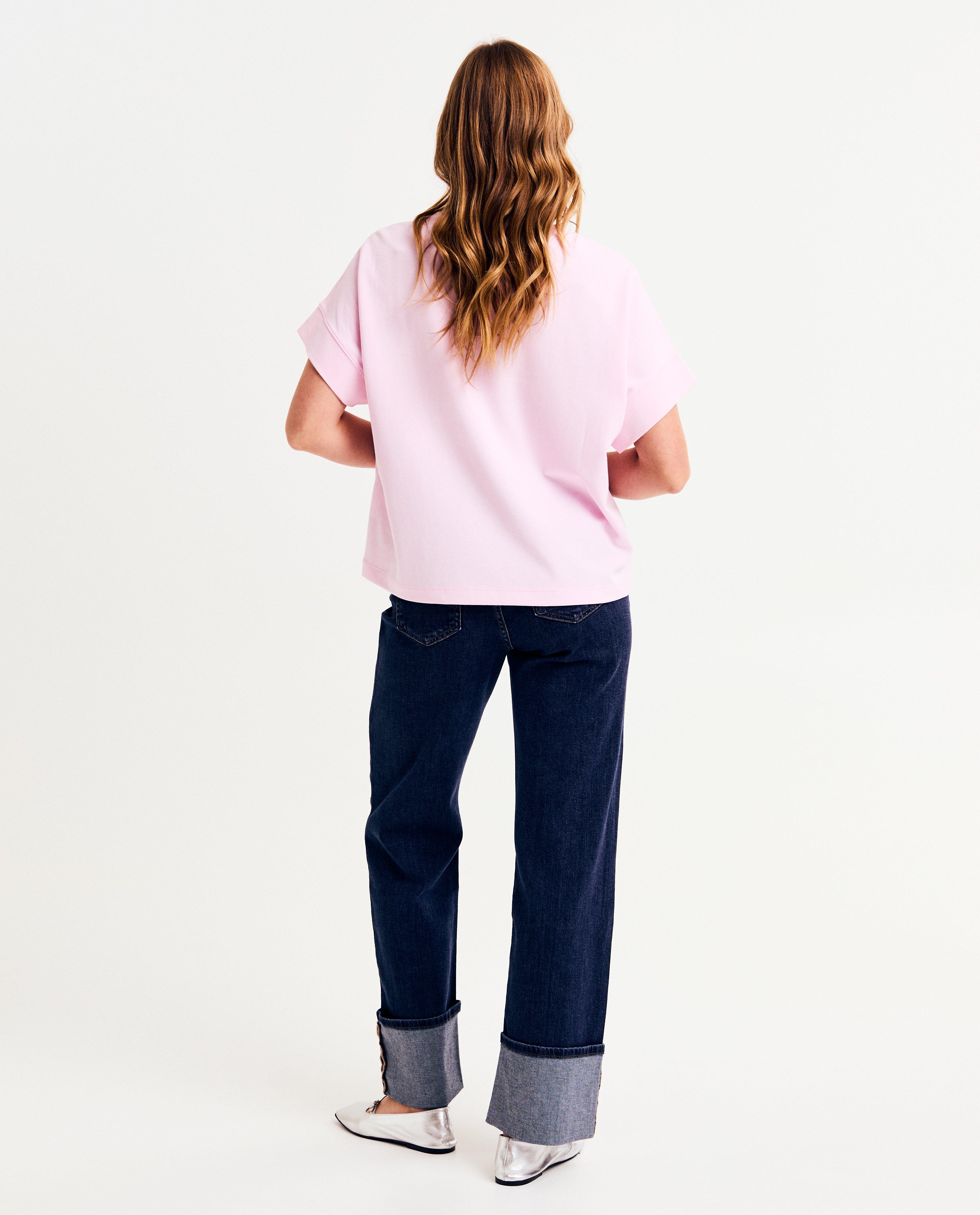 T-shirts - T-shirt met geborduurd opschrift