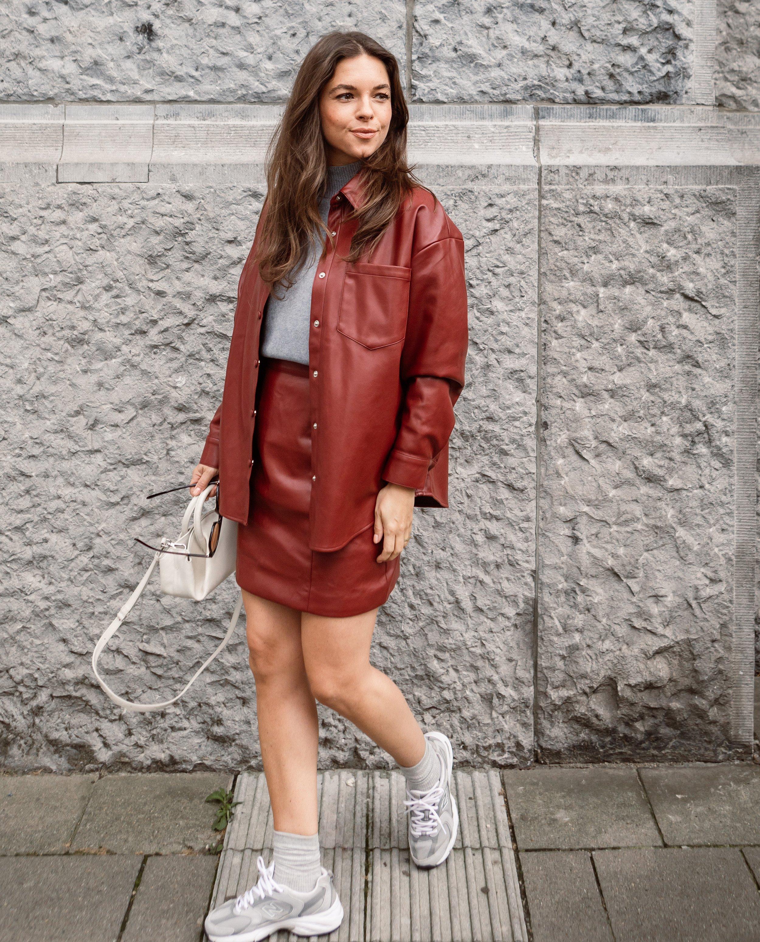 Rode rok van faux leather, Selected by Nanja - Product Detail - donkerrood - afbeelding nummer 1