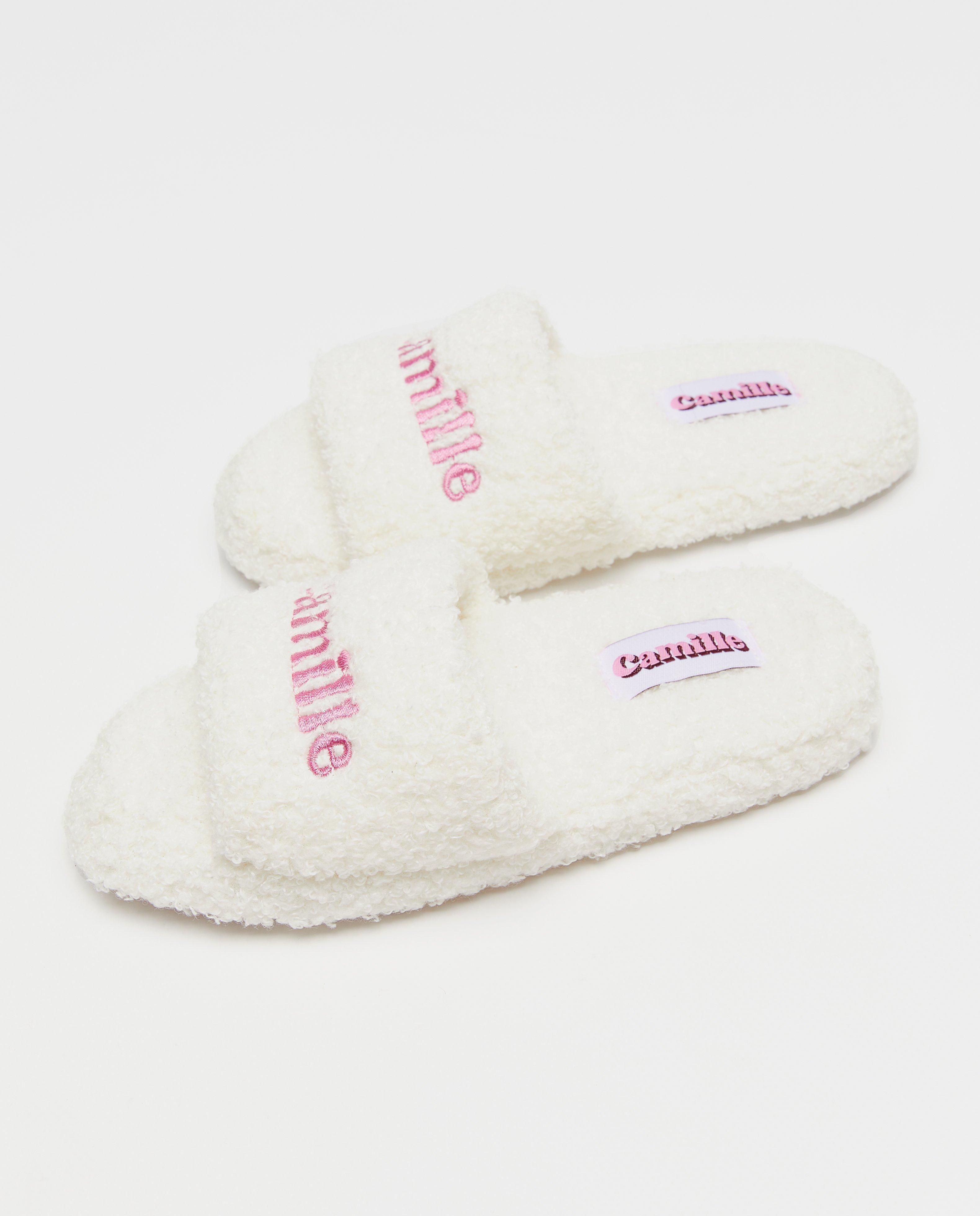 Schoenen - Slippers met bouclé, maat 31-40