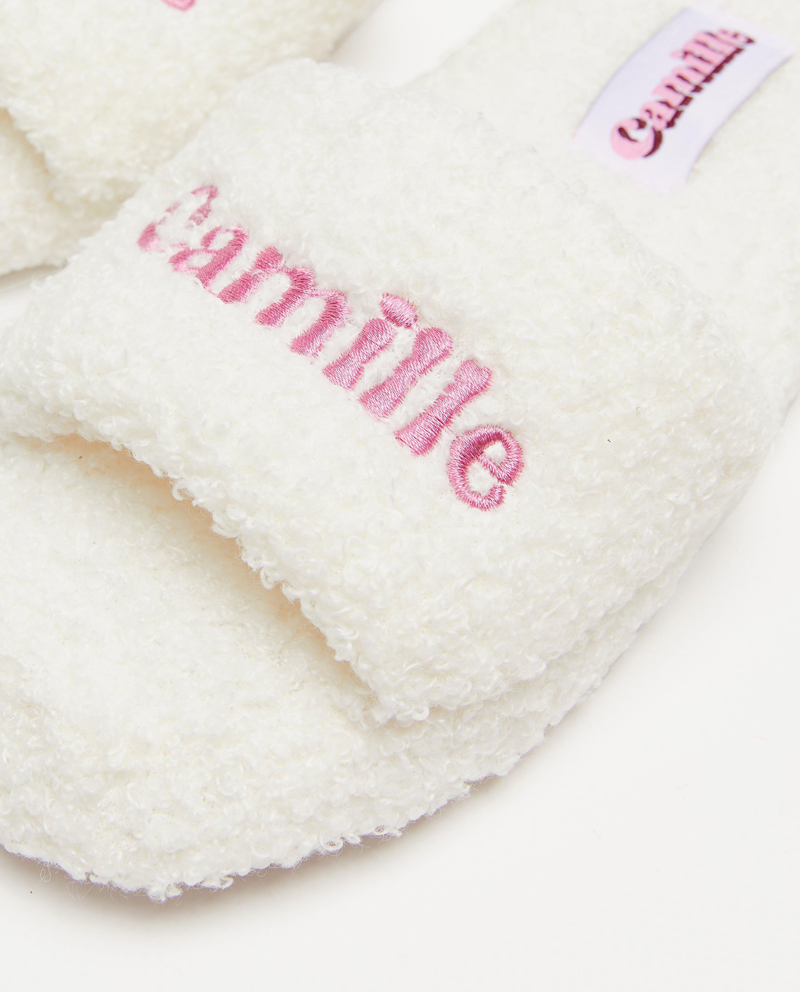 Schoenen - Slippers met bouclé, maat 31-40