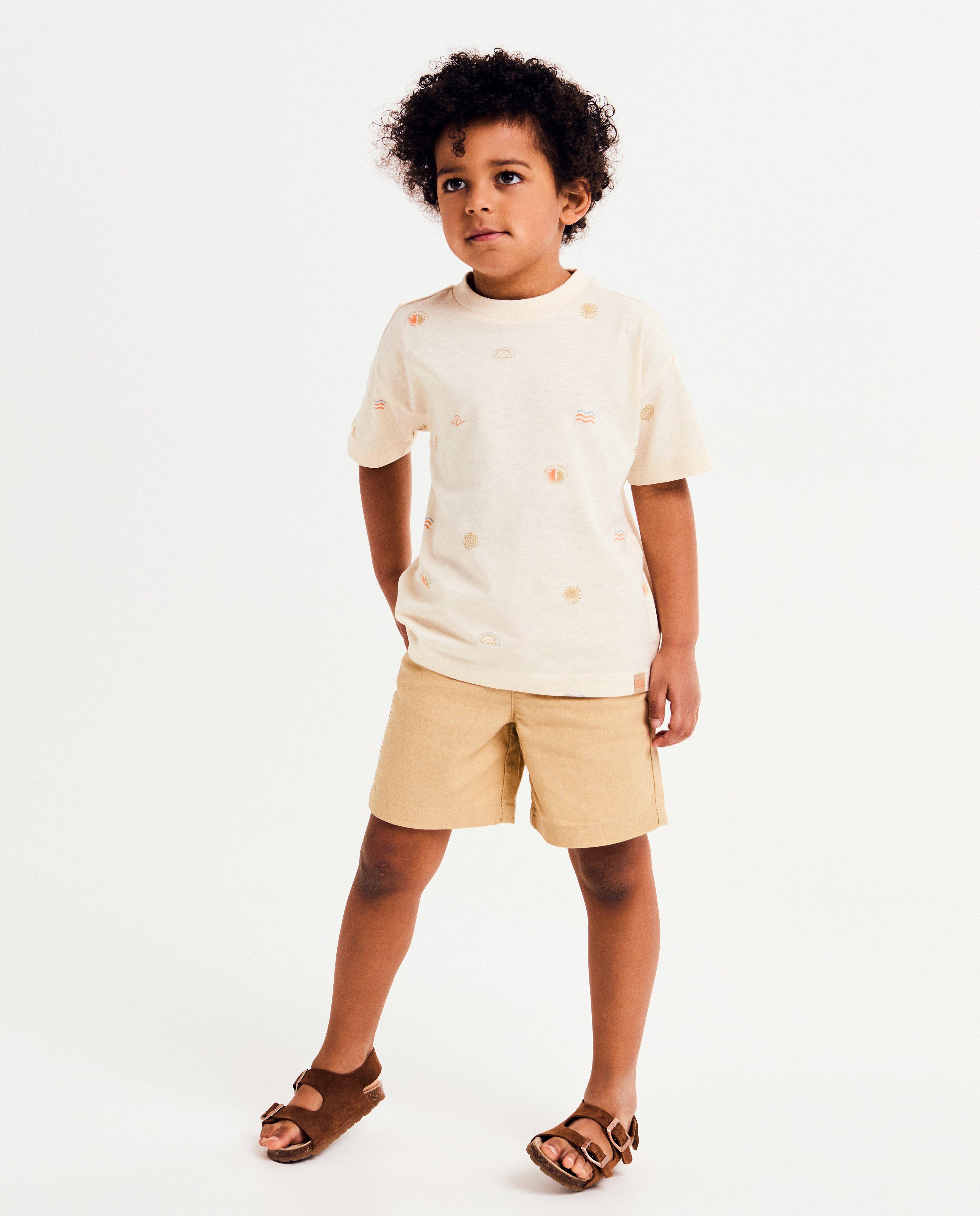 Bruine short, loose fit - null - Maya