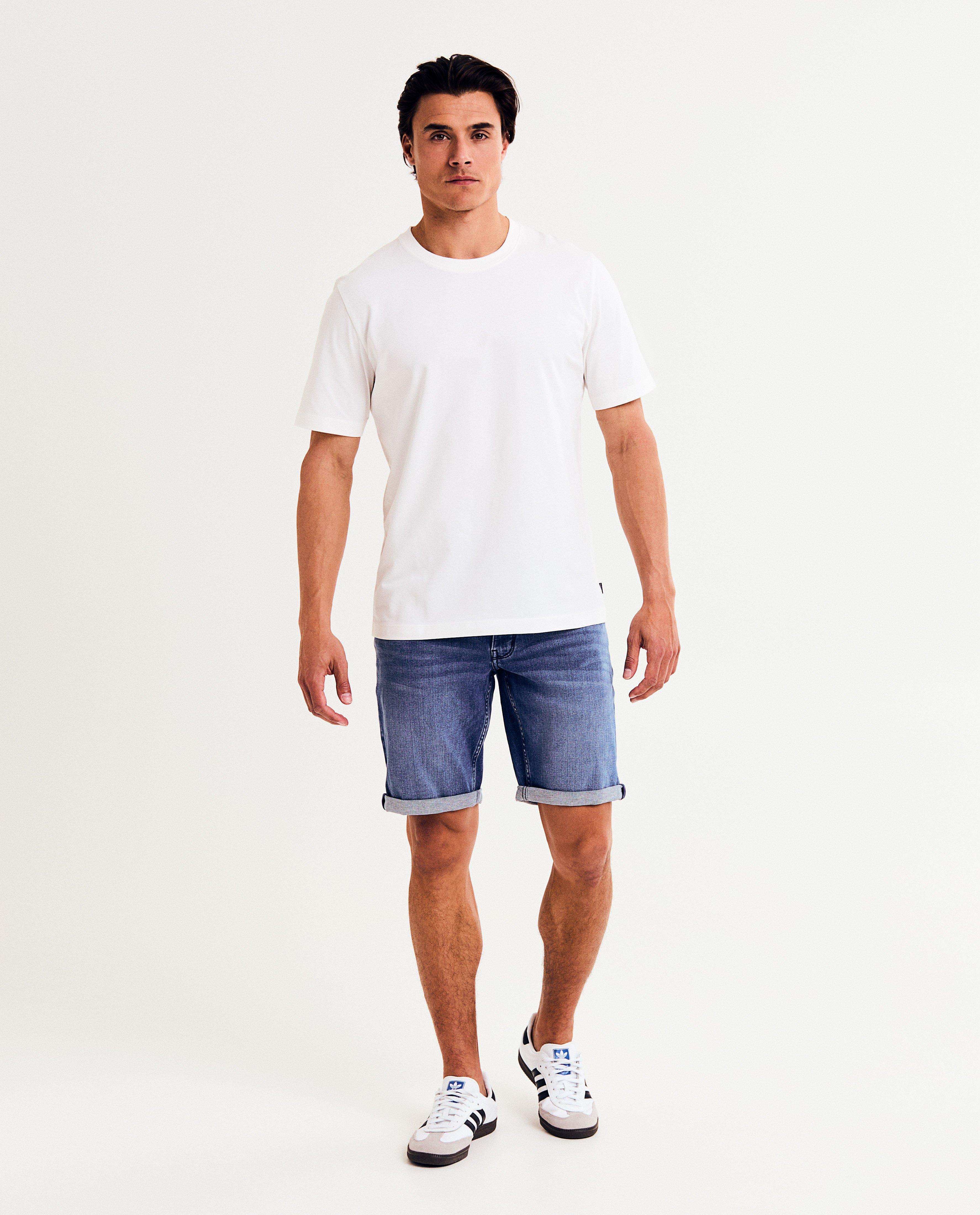 Short bleu en jeans