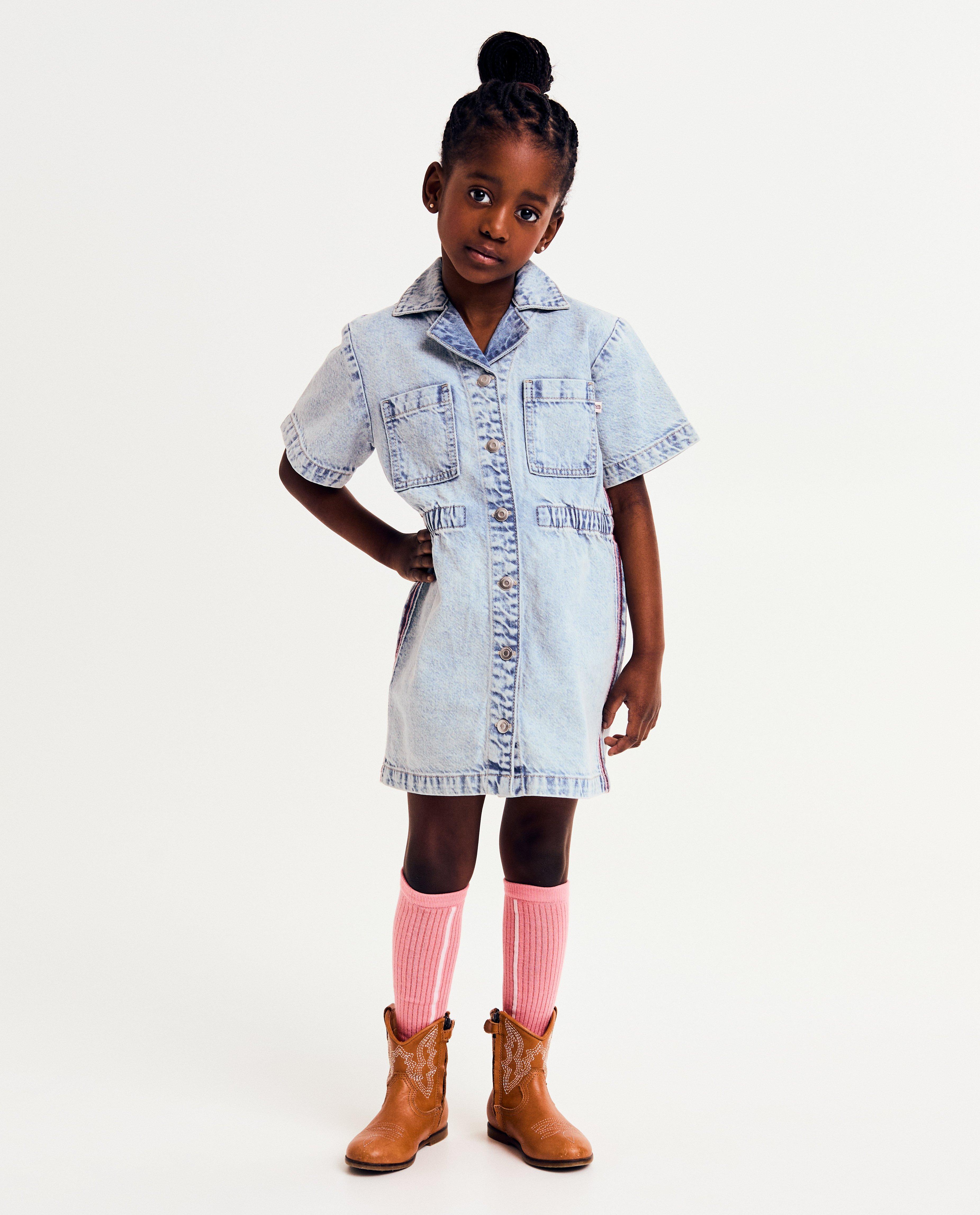 Robe bleu clair en jeans