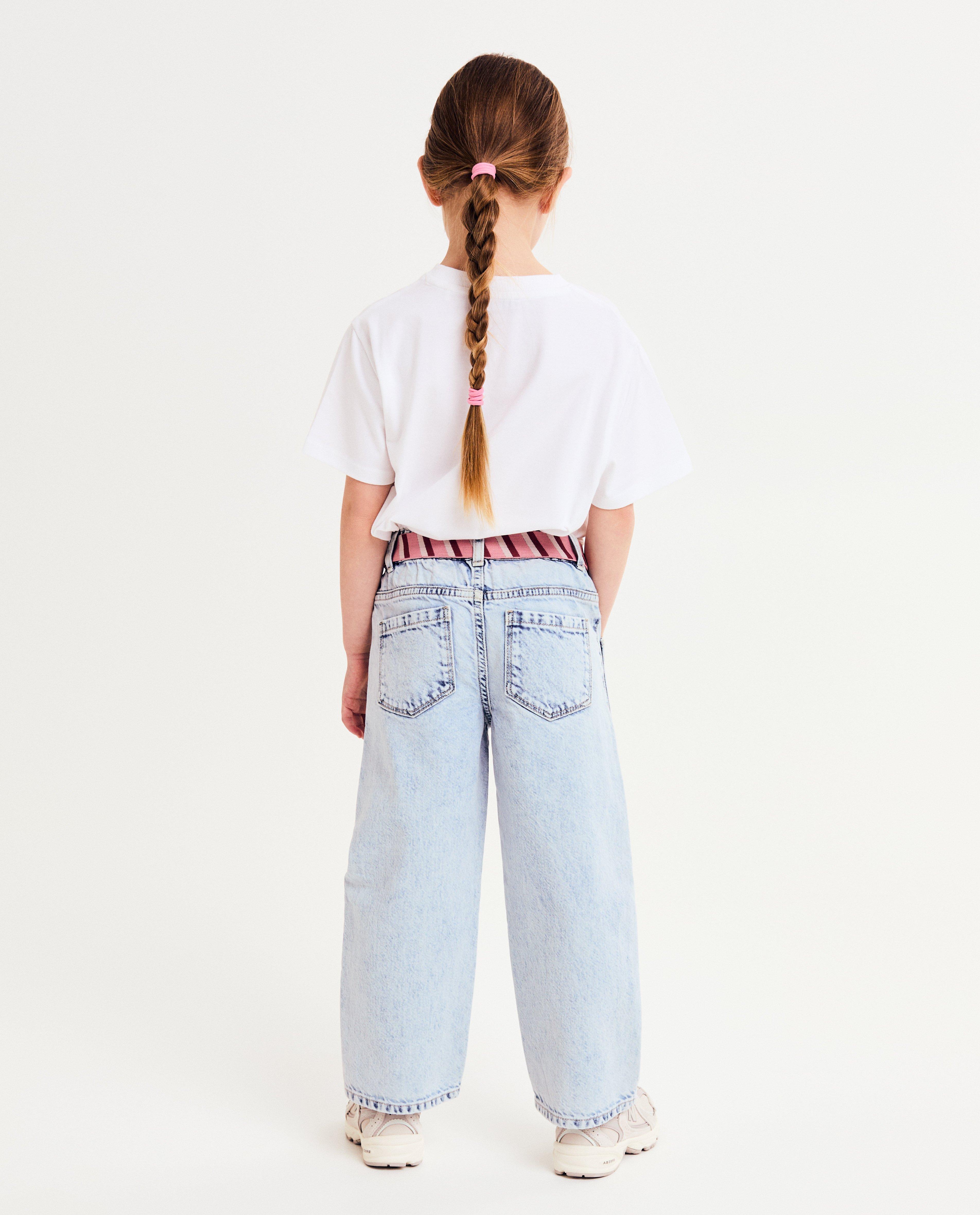 Jeans - Lichtblauwe jeans met riem, straight fit
