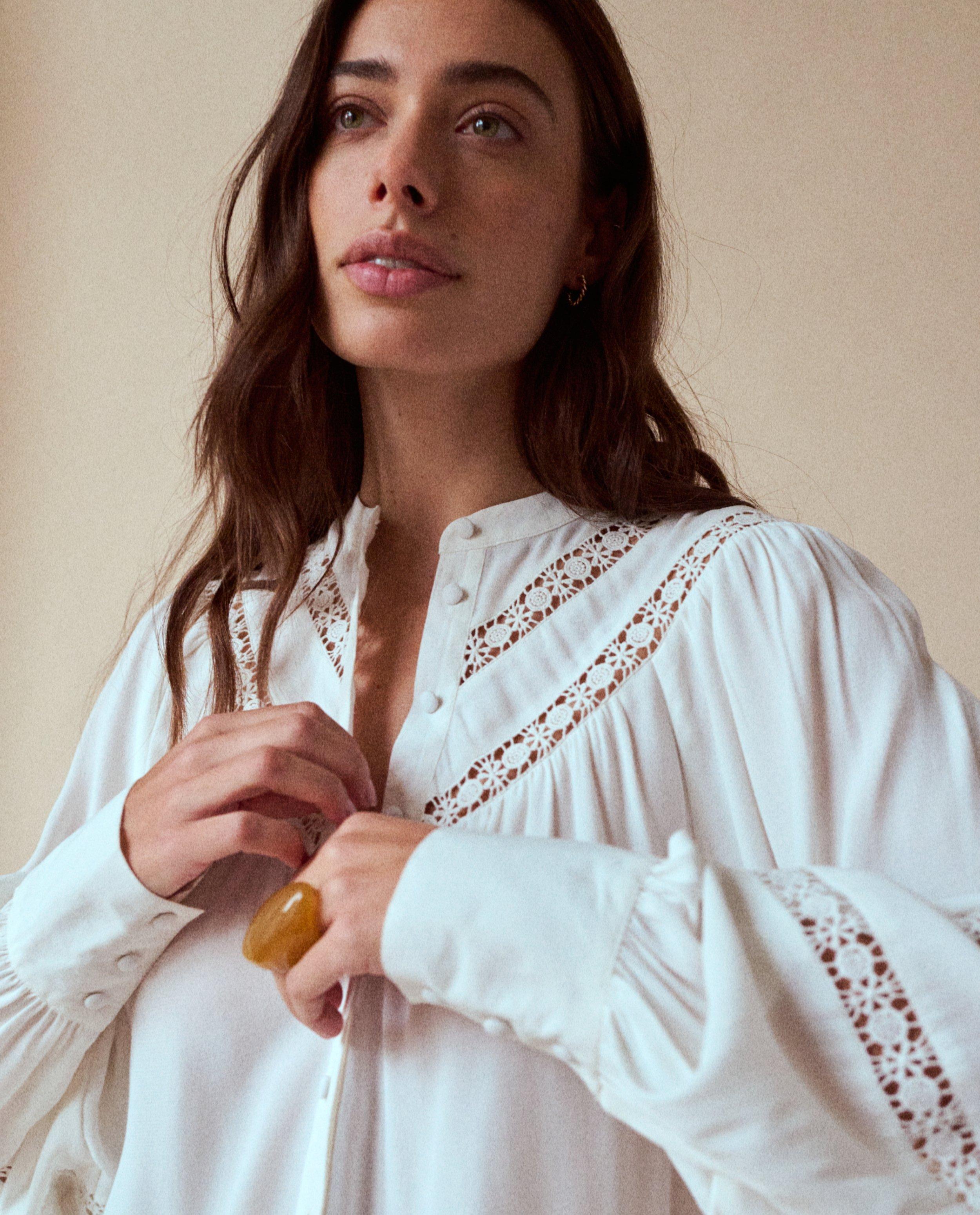 Hemden - Blouse met kanten details