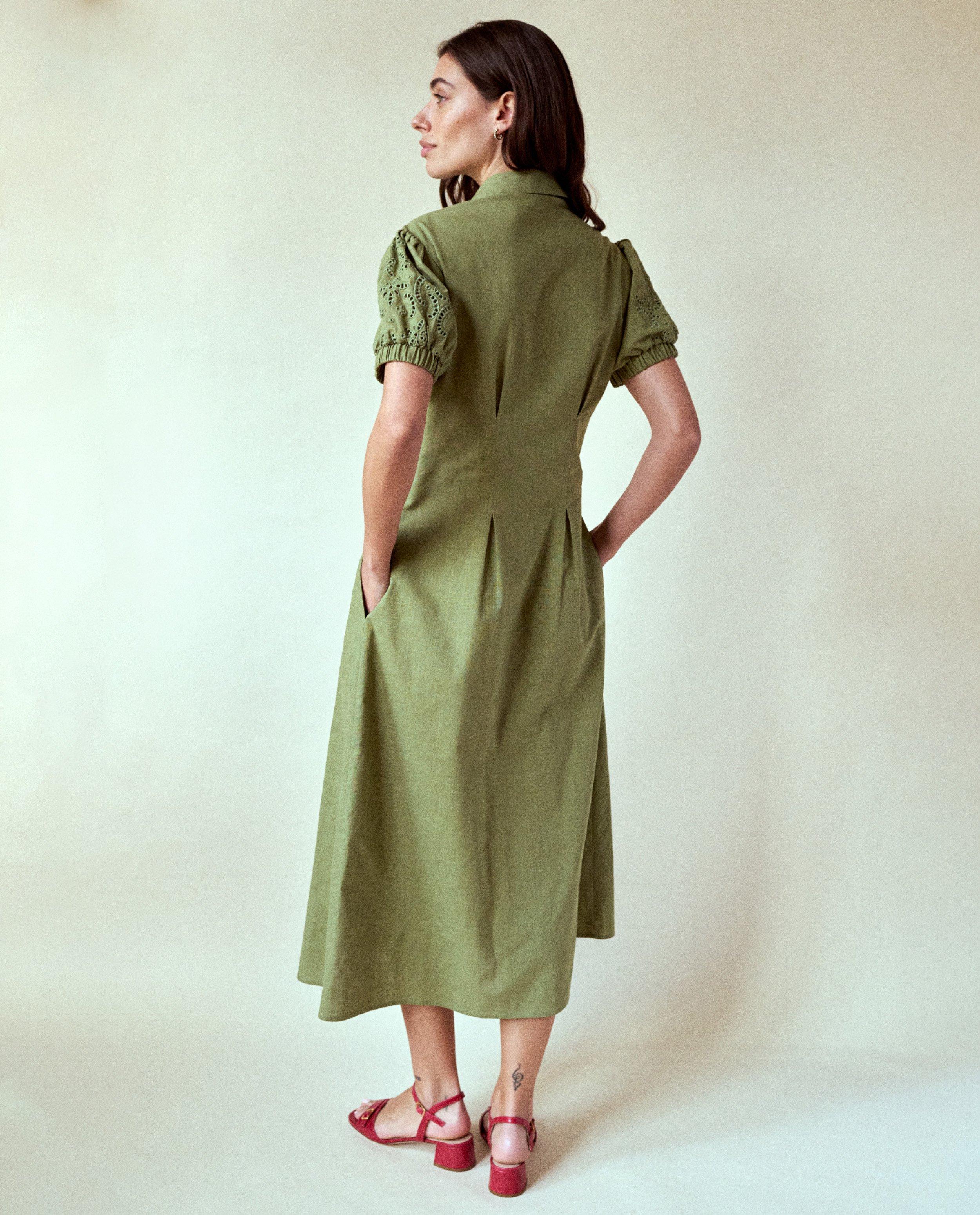 Kleedjes - Jurk met broderie anglaise