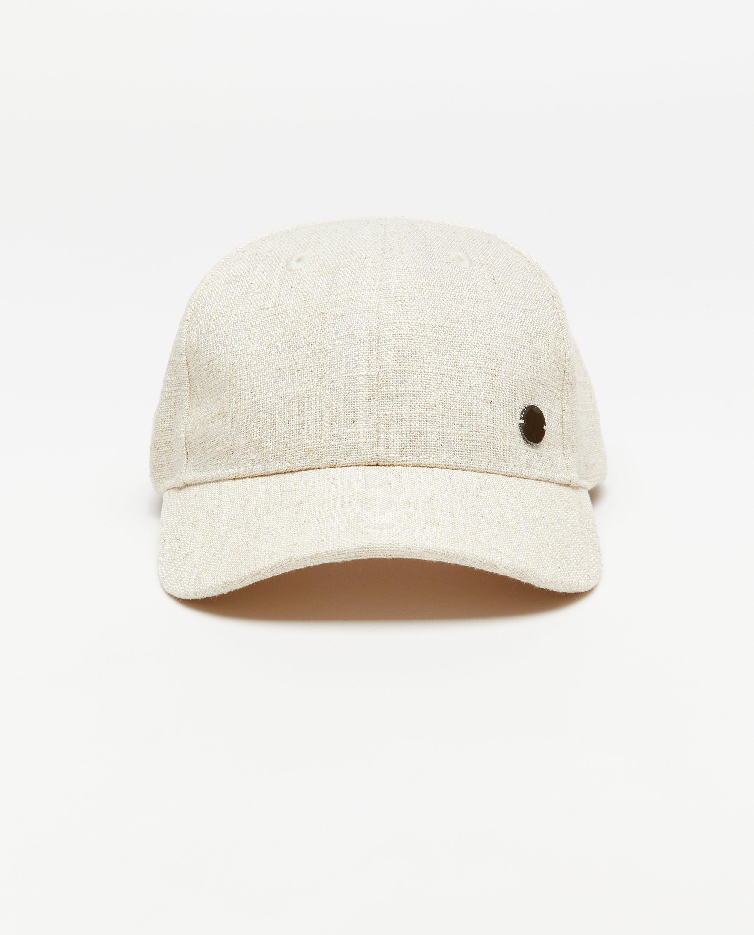 Beige pet - null - Quarterback