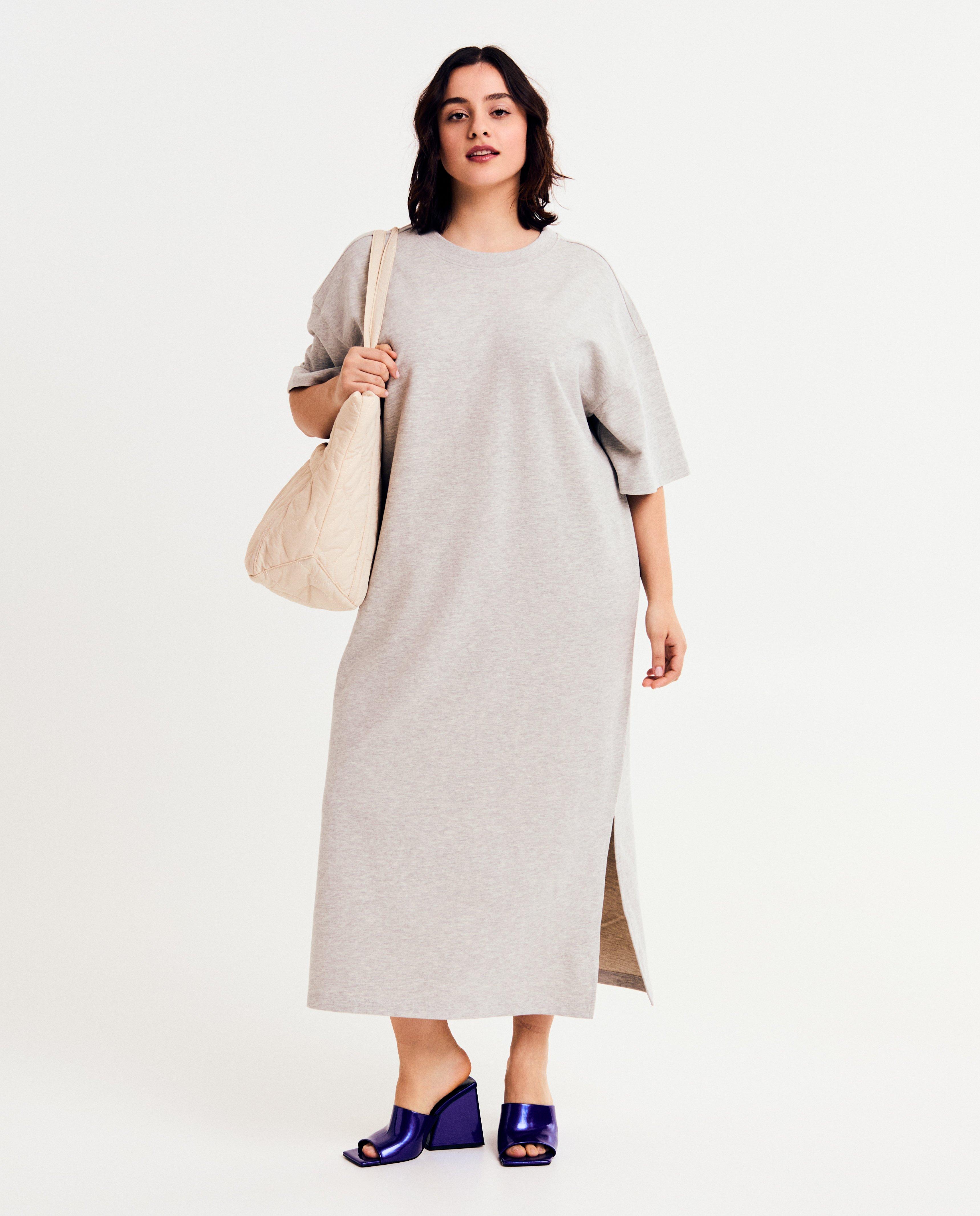 Kleedjes - Grijze sweaterjurk