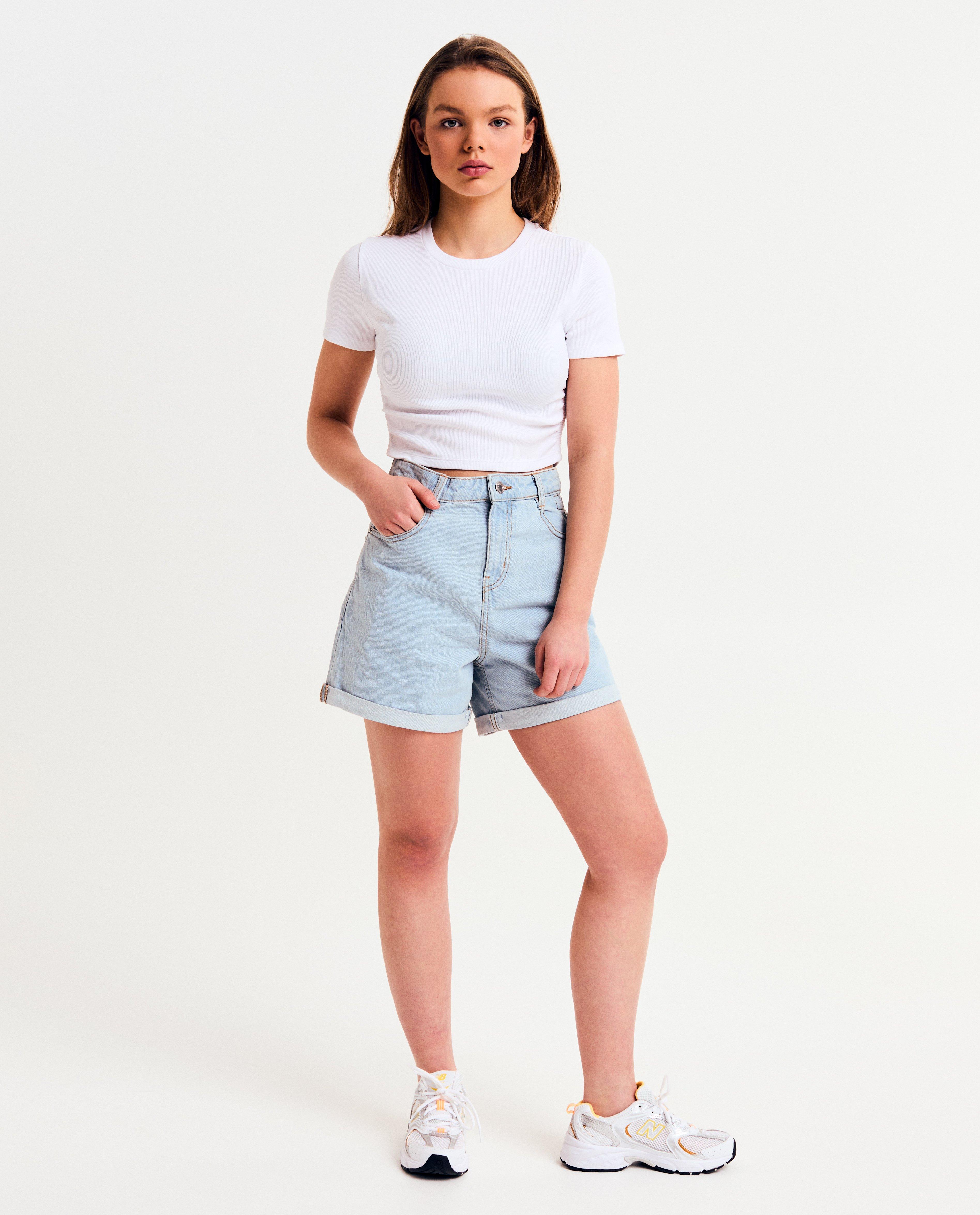 T-shirts - T-shirt met fronsjes