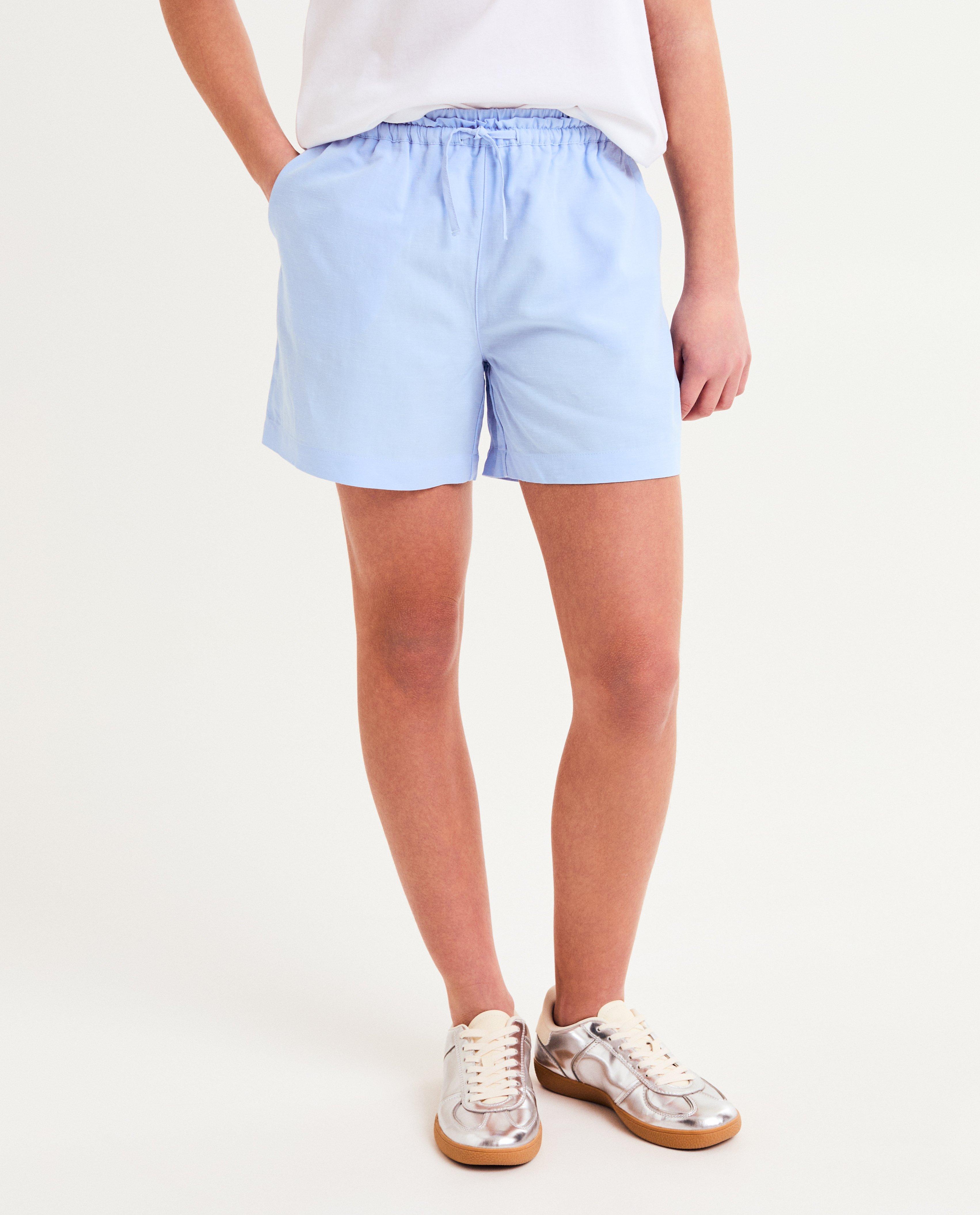 Shorten - Lichtblauwe short met LENZING™ ECOVERO™ viscose, 128-164