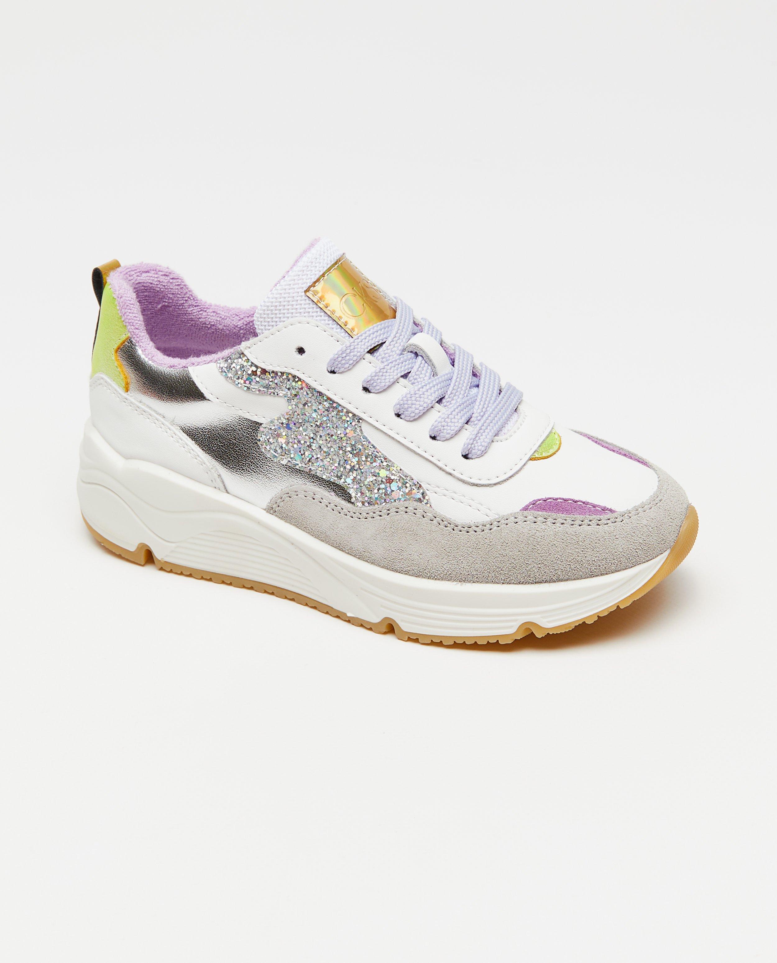 Sneakers met metallic details, maat 31-35 - null - CKS