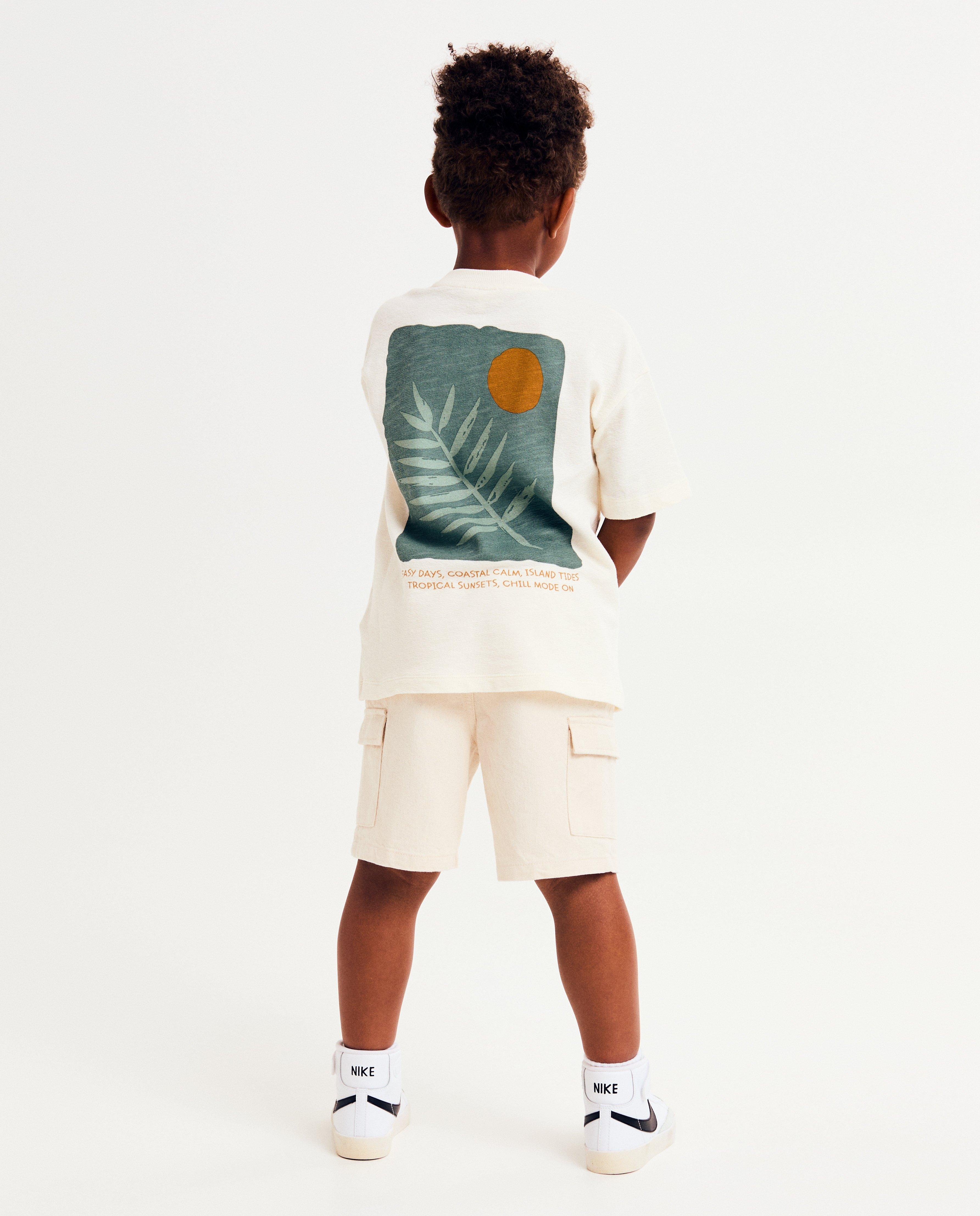 T-shirt met backprint - Product Detail - khaki - afbeelding nummer 4