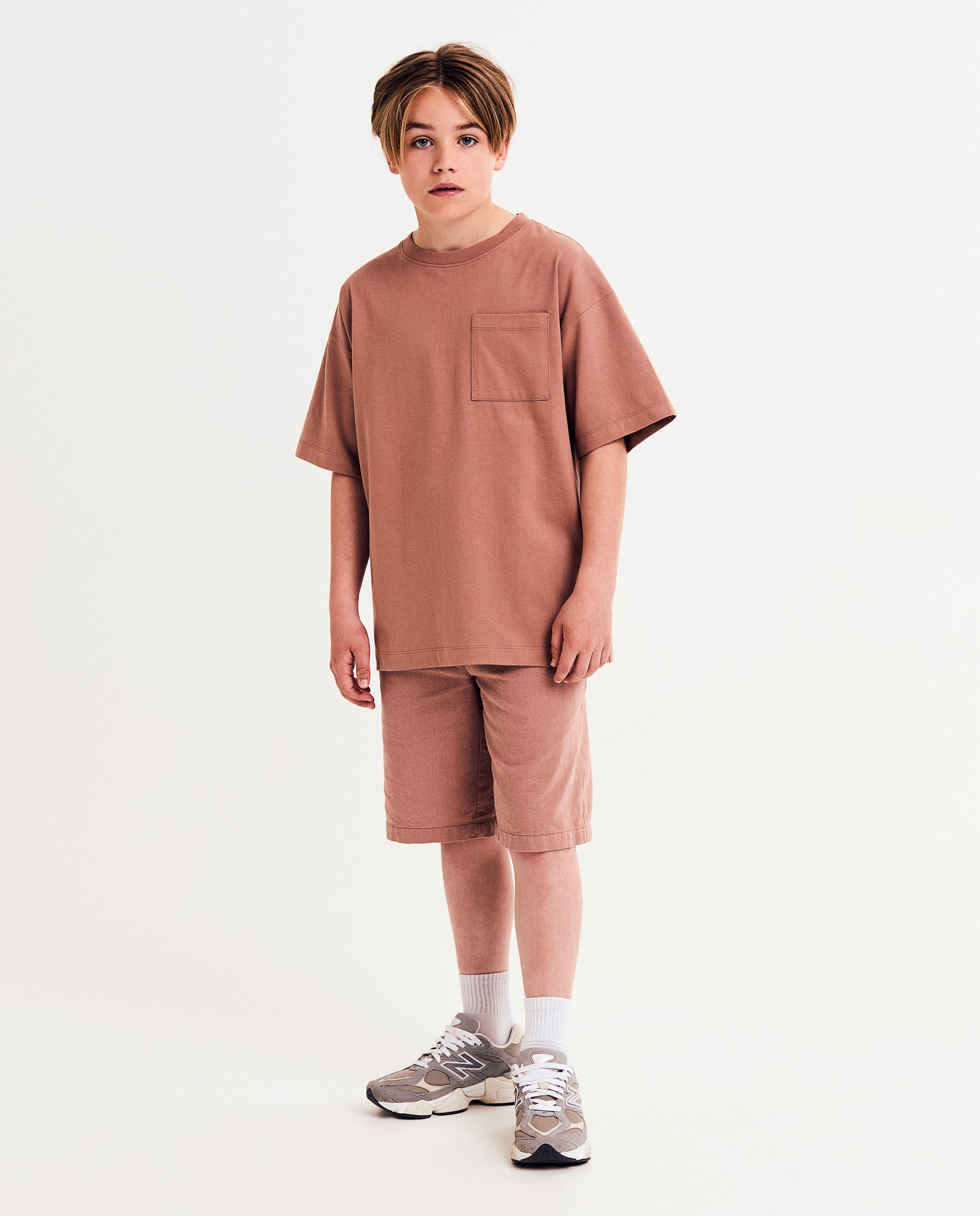 T-shirts - Biokatoenen T-shirt met backprint, 128-164