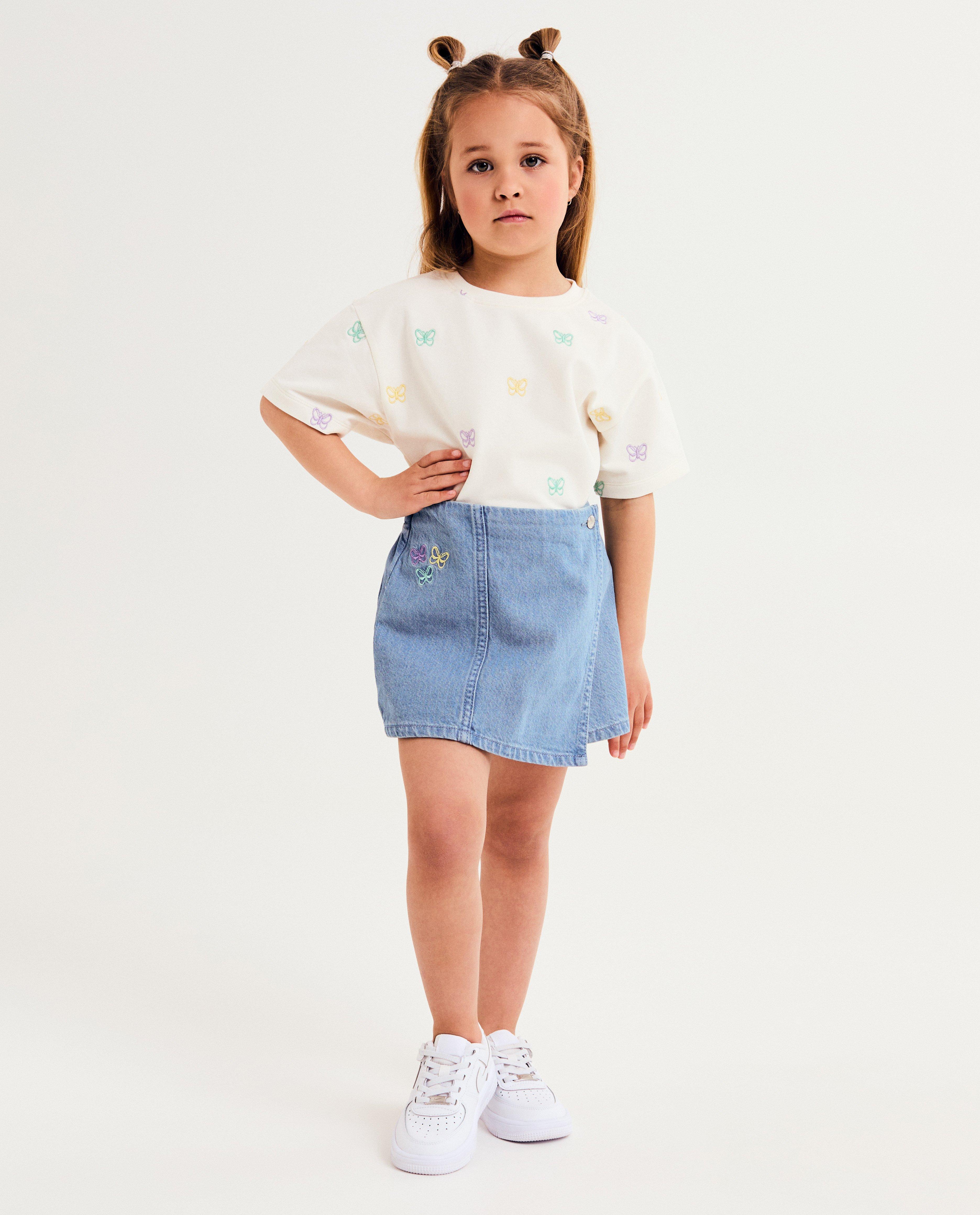 Short en jean avec papillons brodés, 98-140 - null - K3