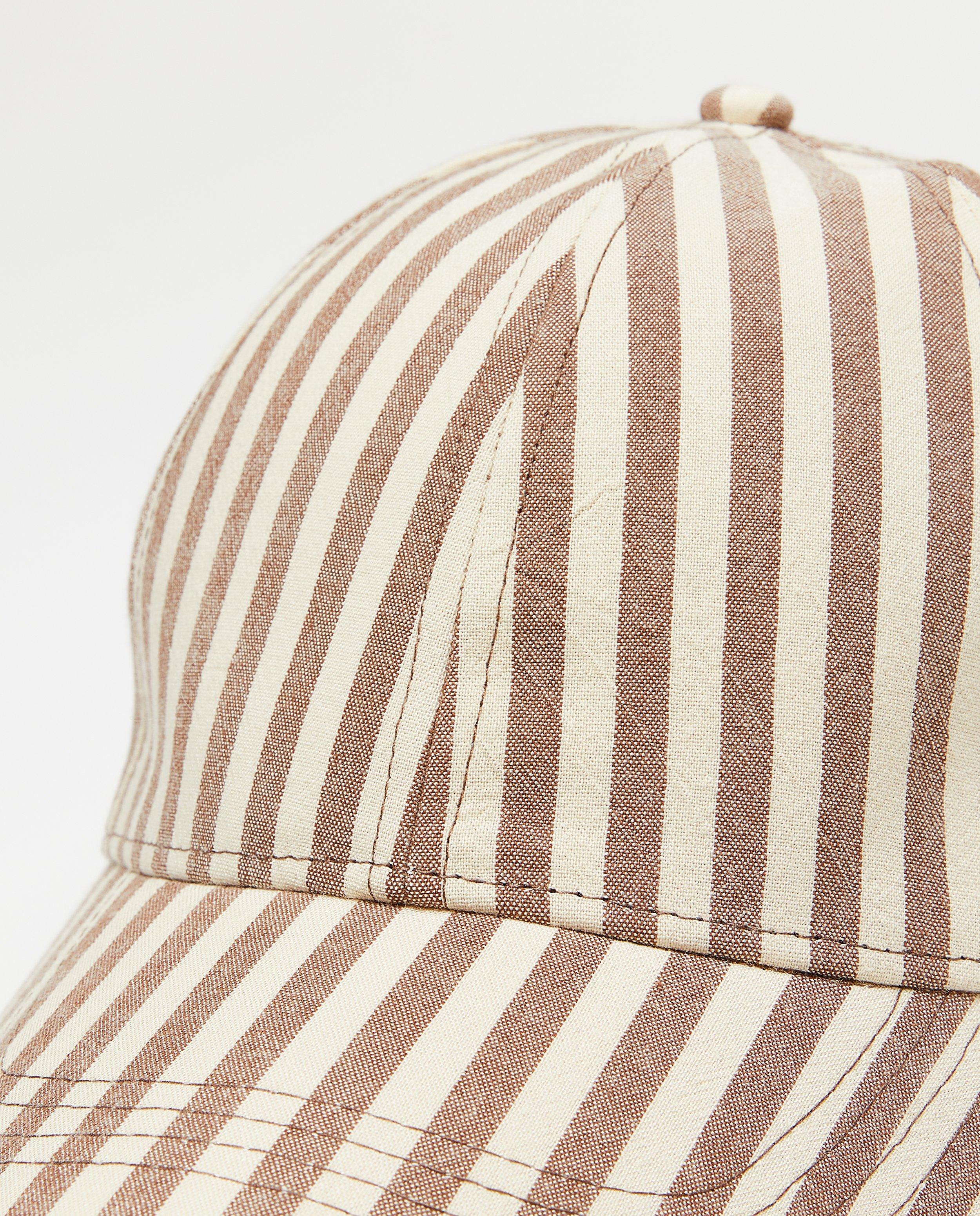 Breigoed - Pet met strepen, unisex