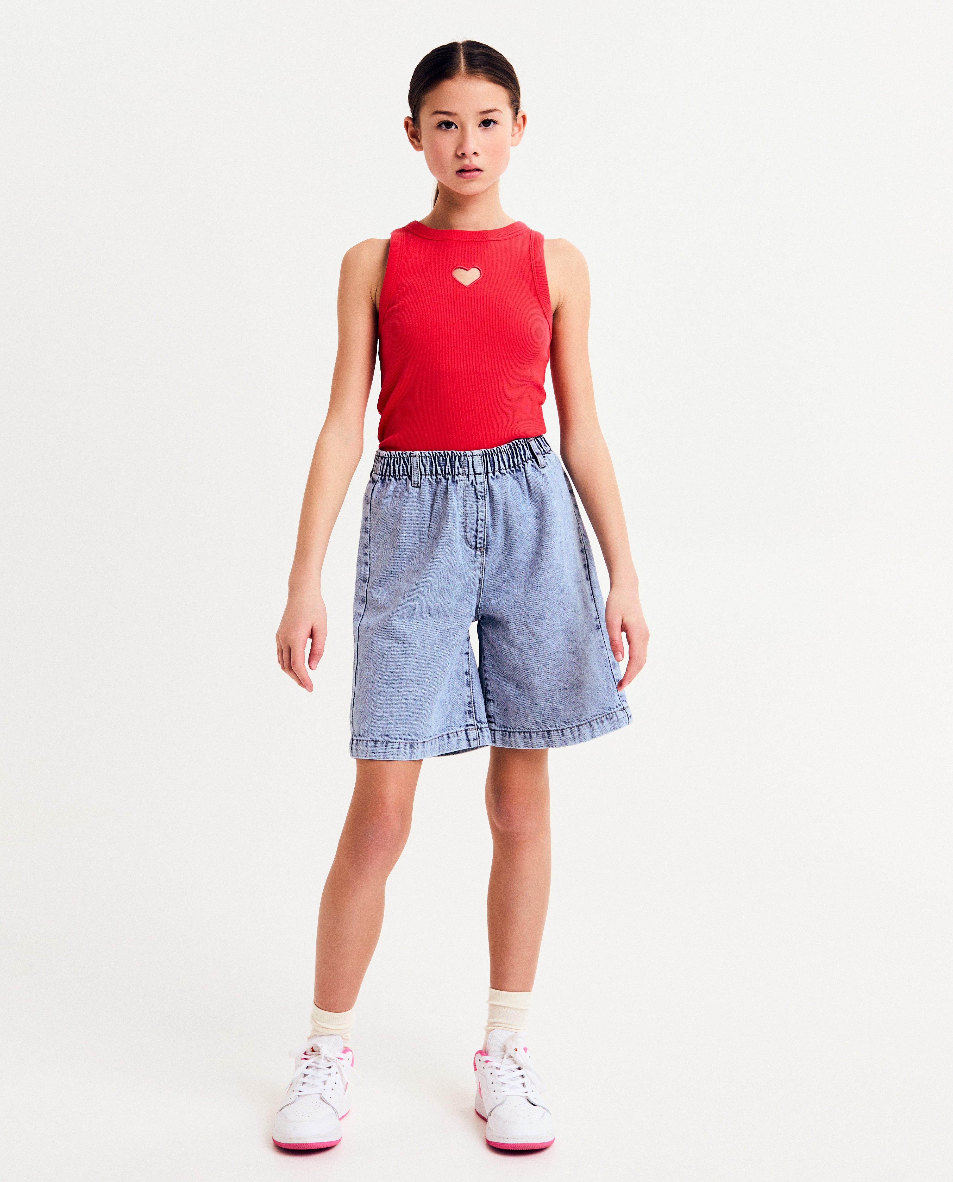 T-shirts - Top met hartvormige cut-out