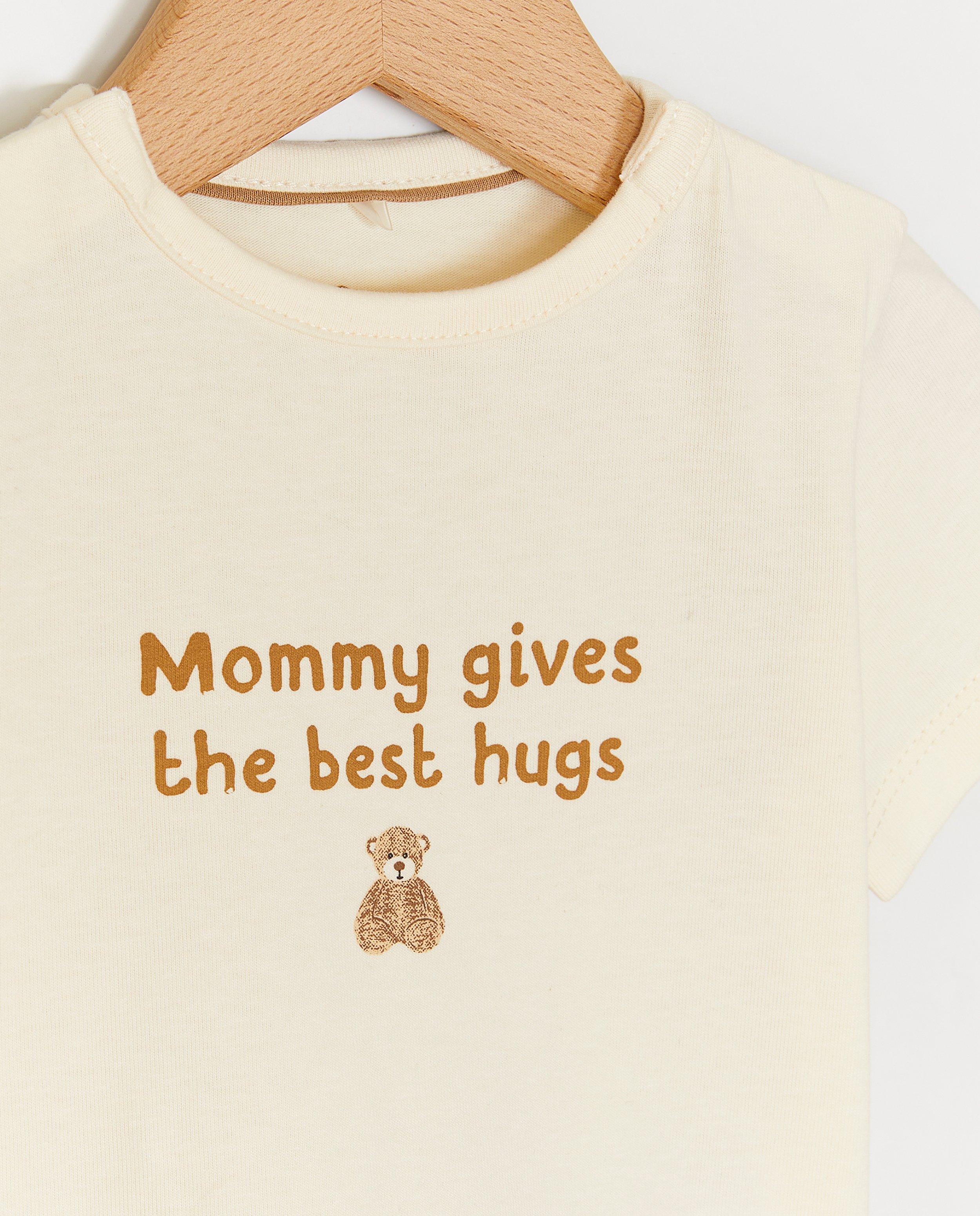 T-shirts - T-shirt met opschrift