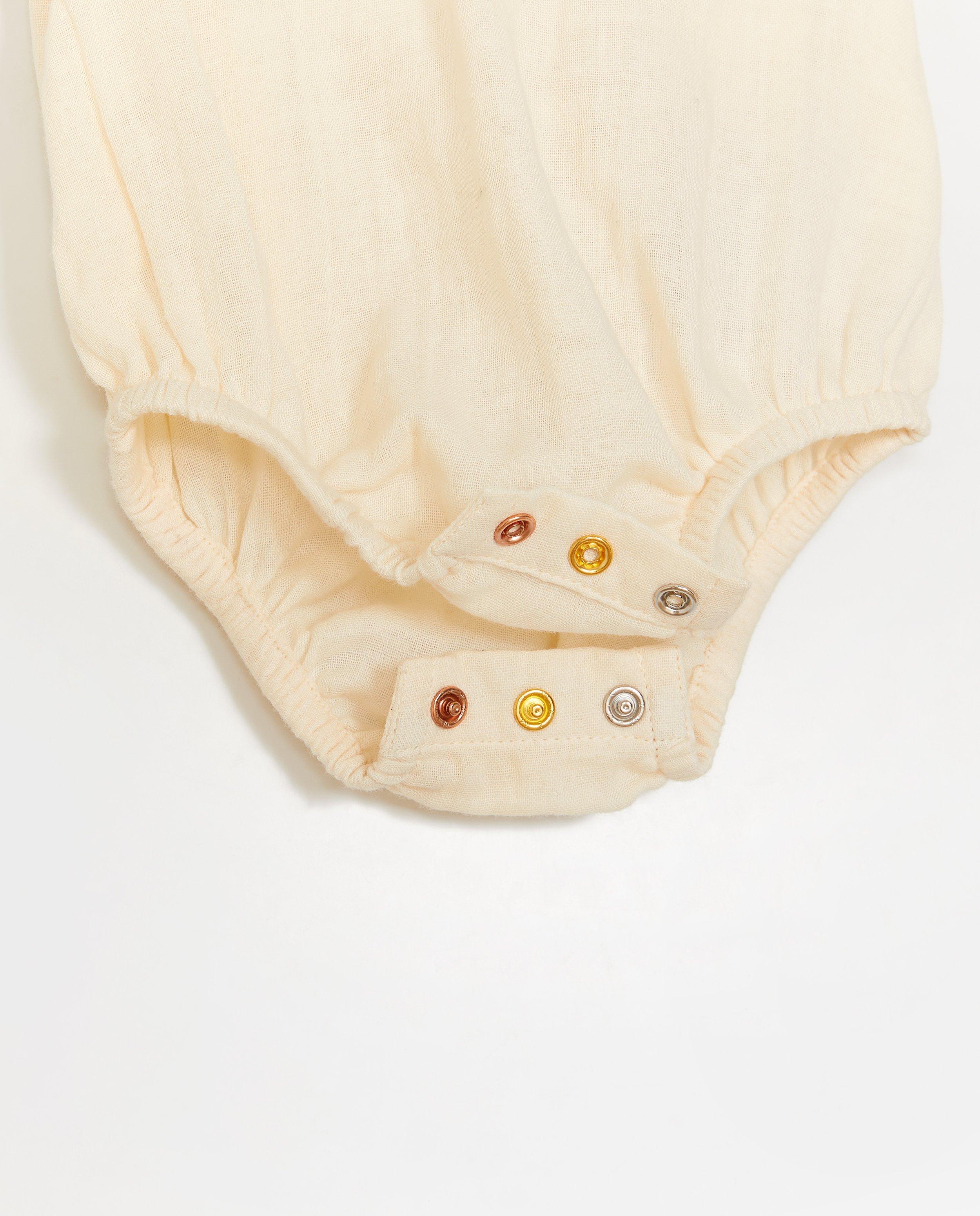 Tetra romper met geborduurde teddybeer - Product Detail - wit - afbeelding nummer 6