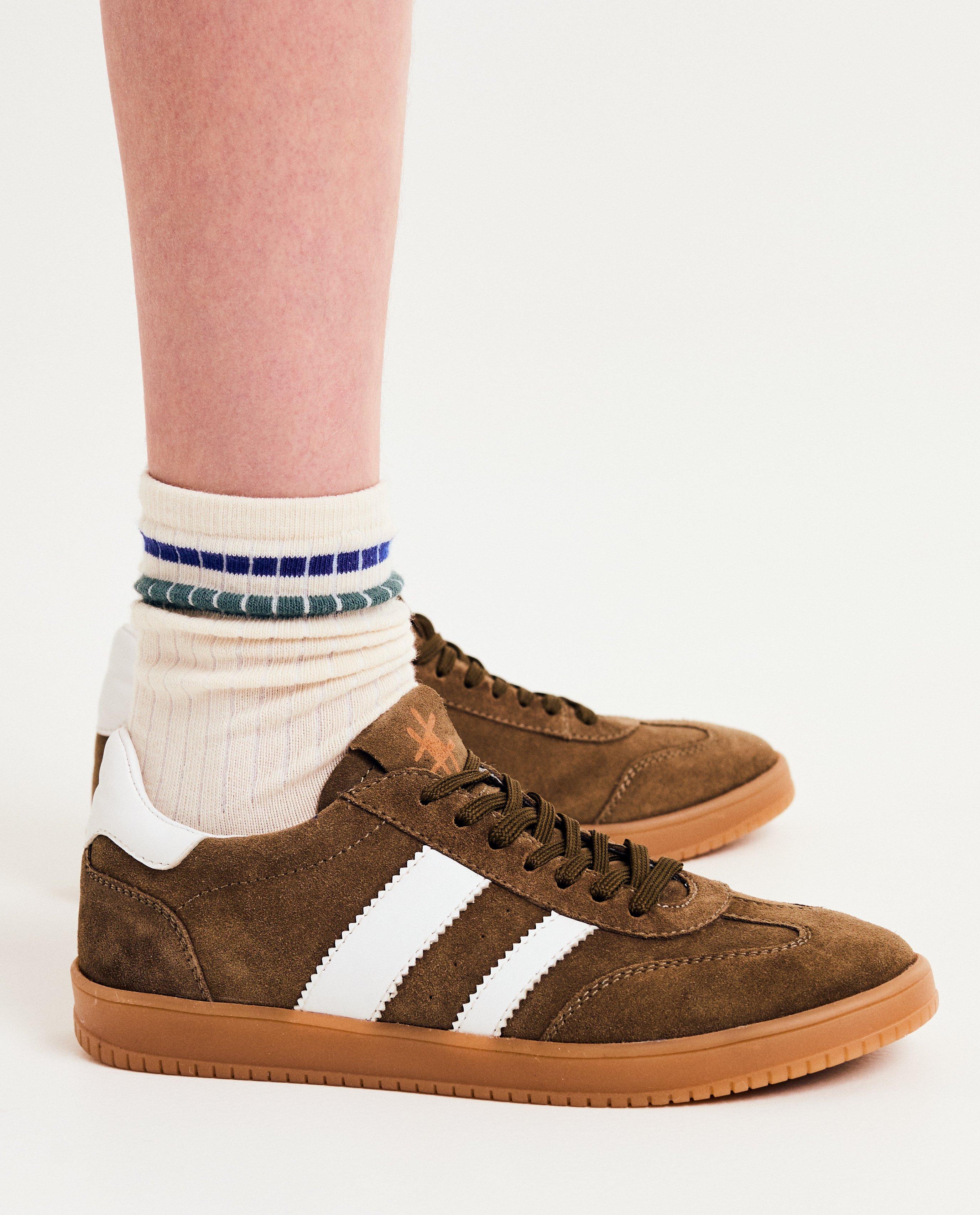 Schoenen - Sneakers met strepen, maat 31-39